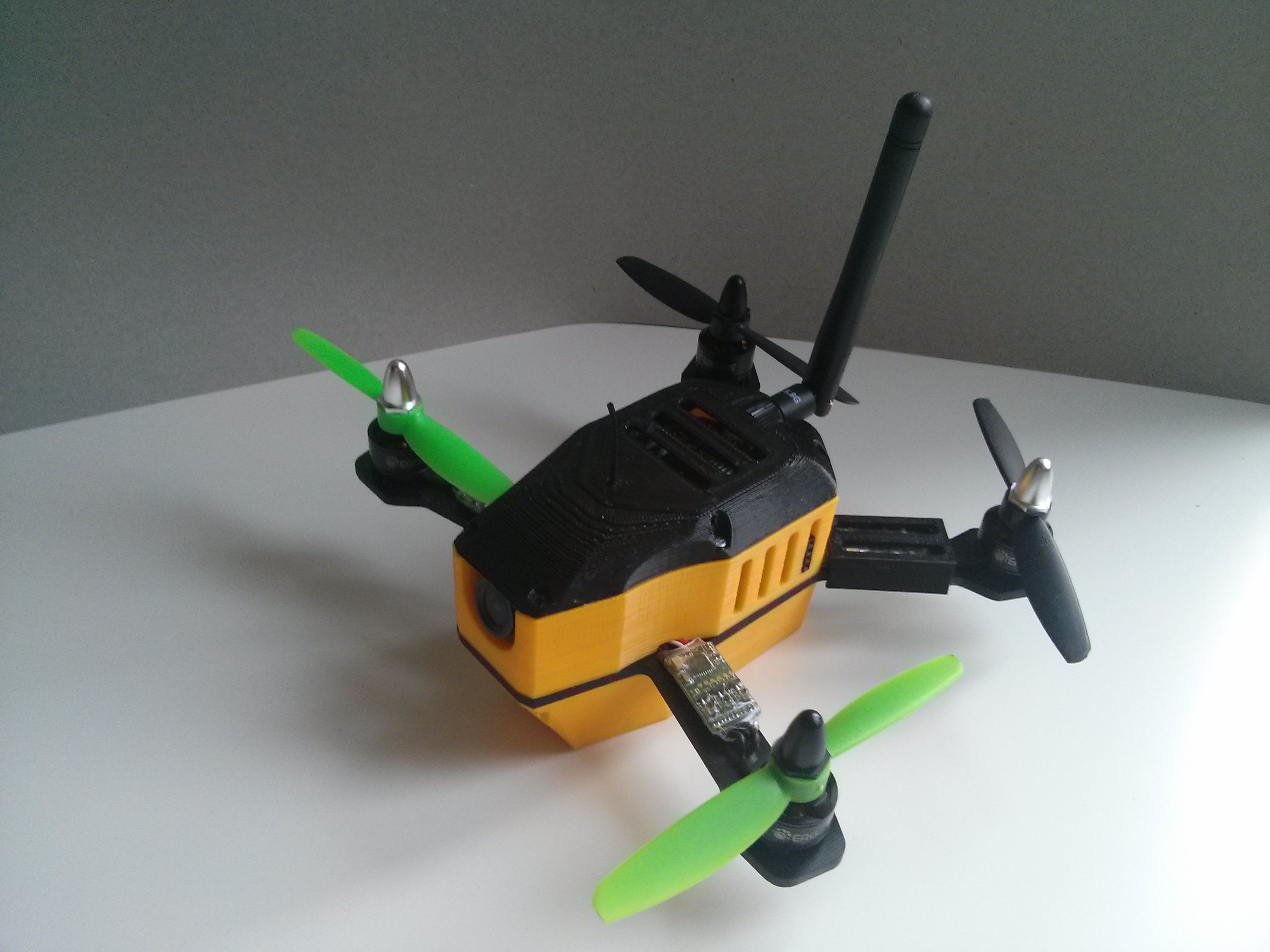 yellow bee 160 copter racer