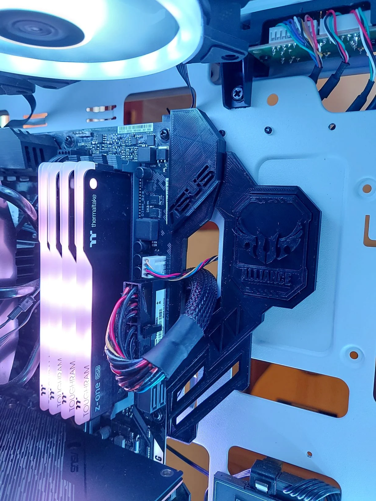 mother shield asus tuf