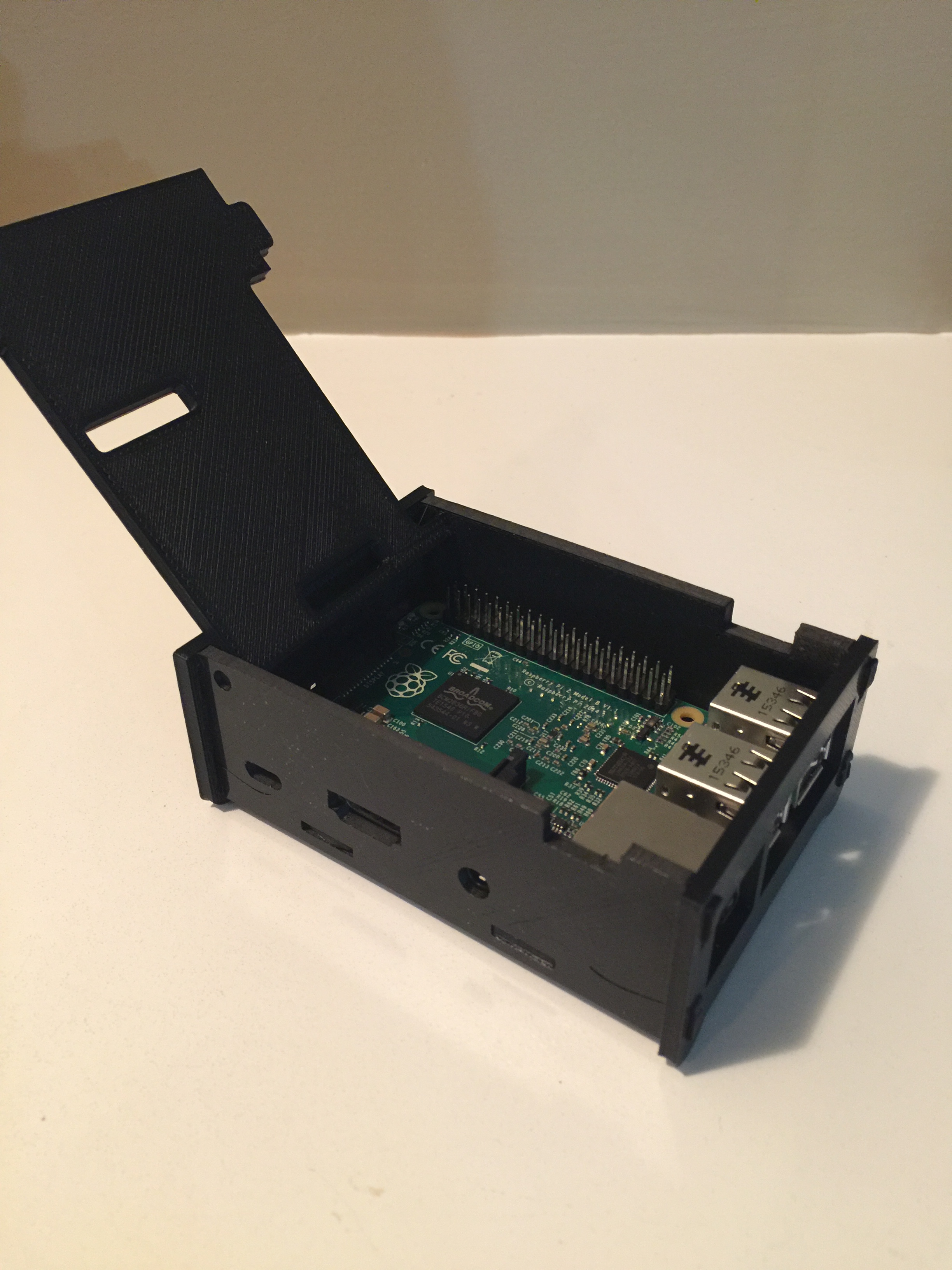 Raspberry Pi 2 Box