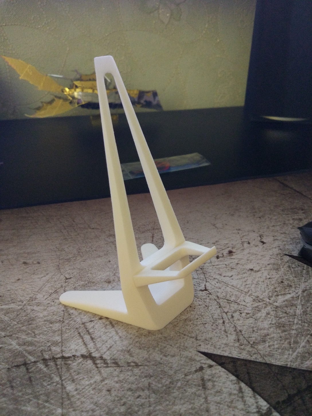Gamepad stand