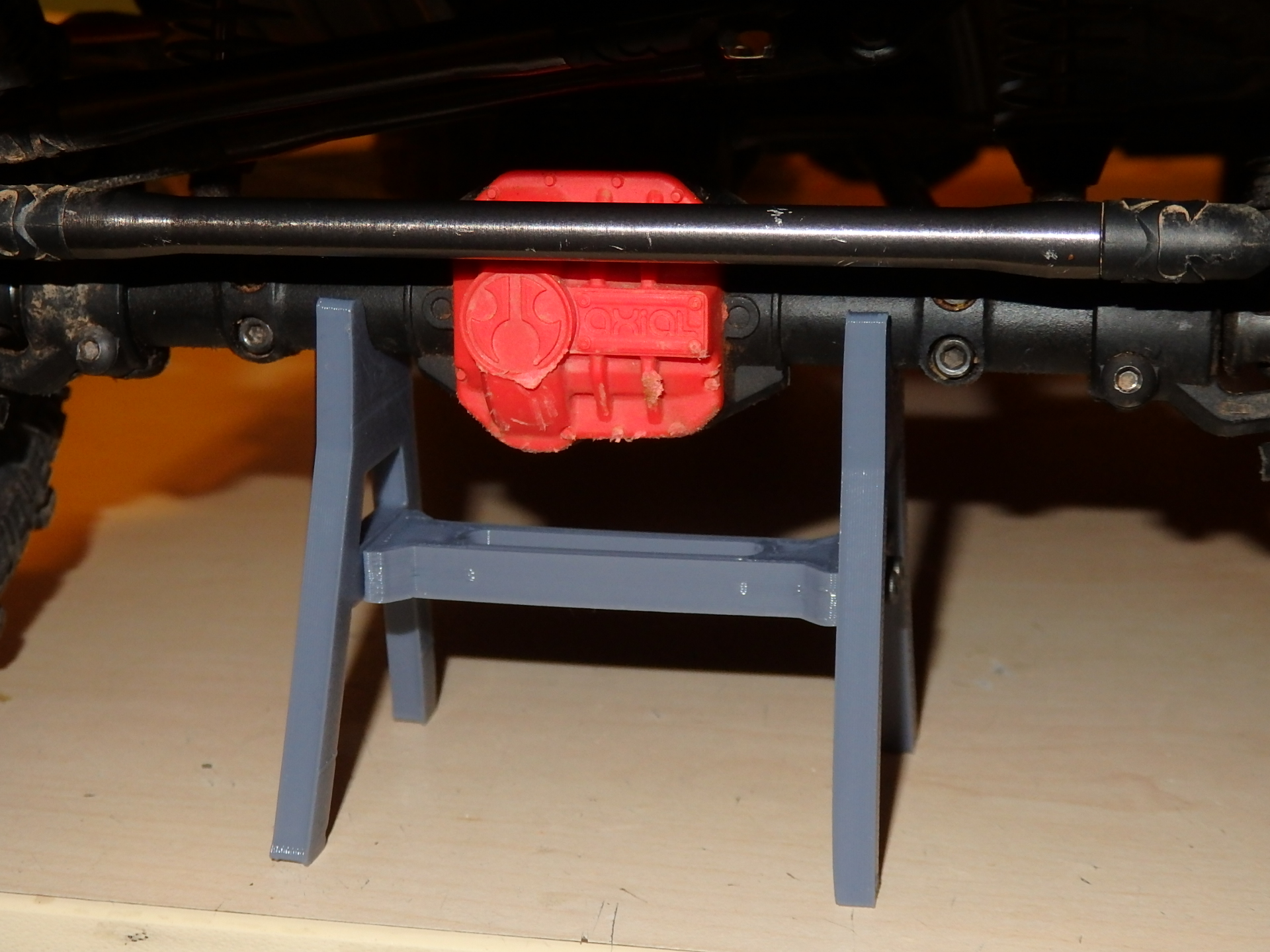 Car Stand Axial SCX 10 II
