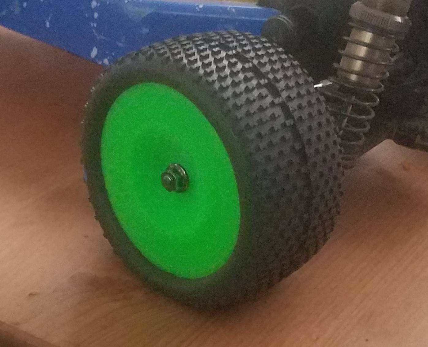 Kyosho RB6 Rear Wheel