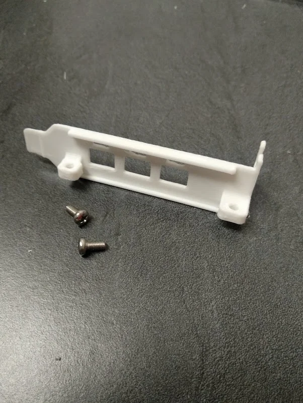Low profile bracket  for PNY Quadro T400 ou T600 / T1000