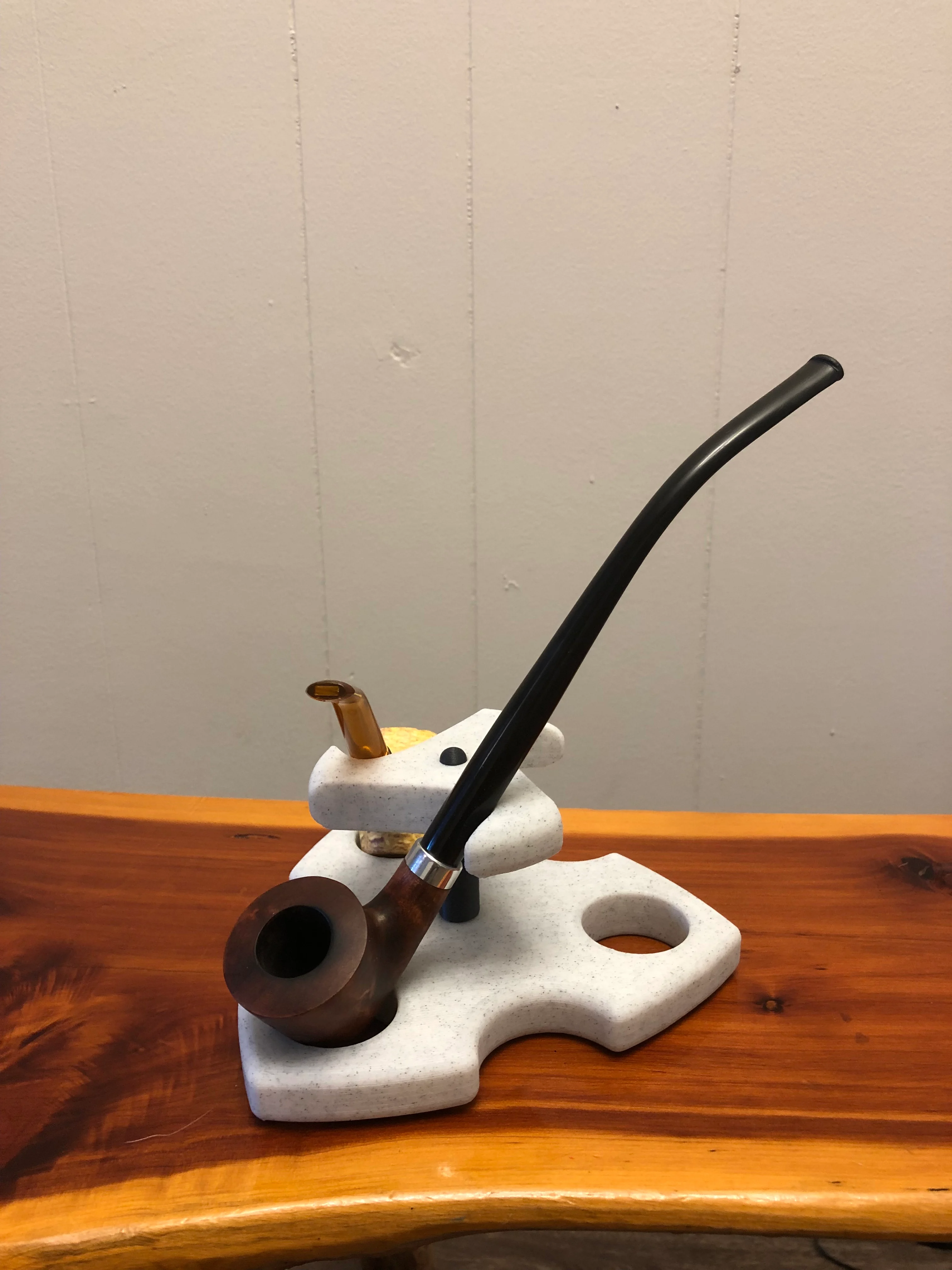 Tobacco Pipe Stand (3 Pipes)