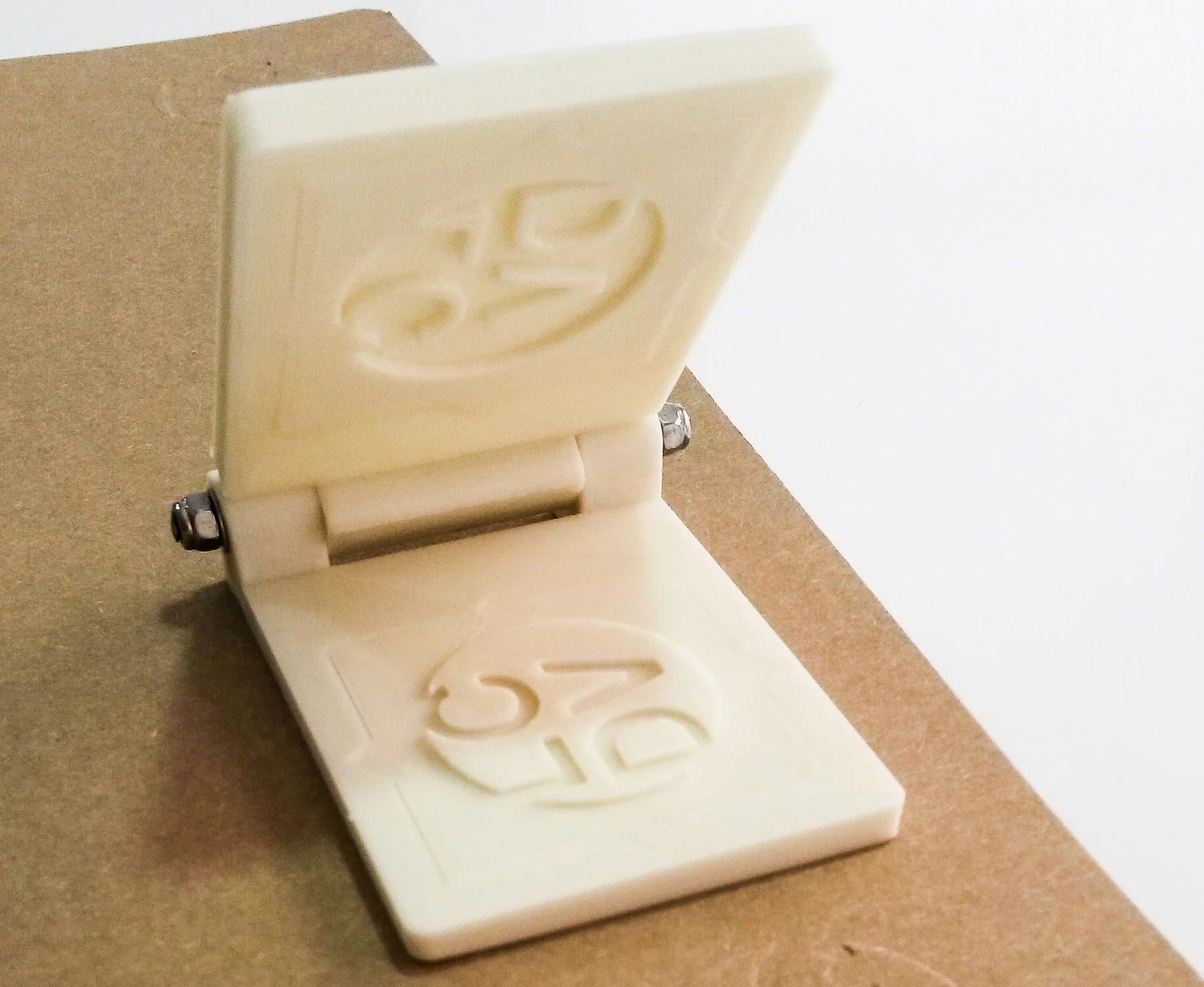 Dry seal / Embosser