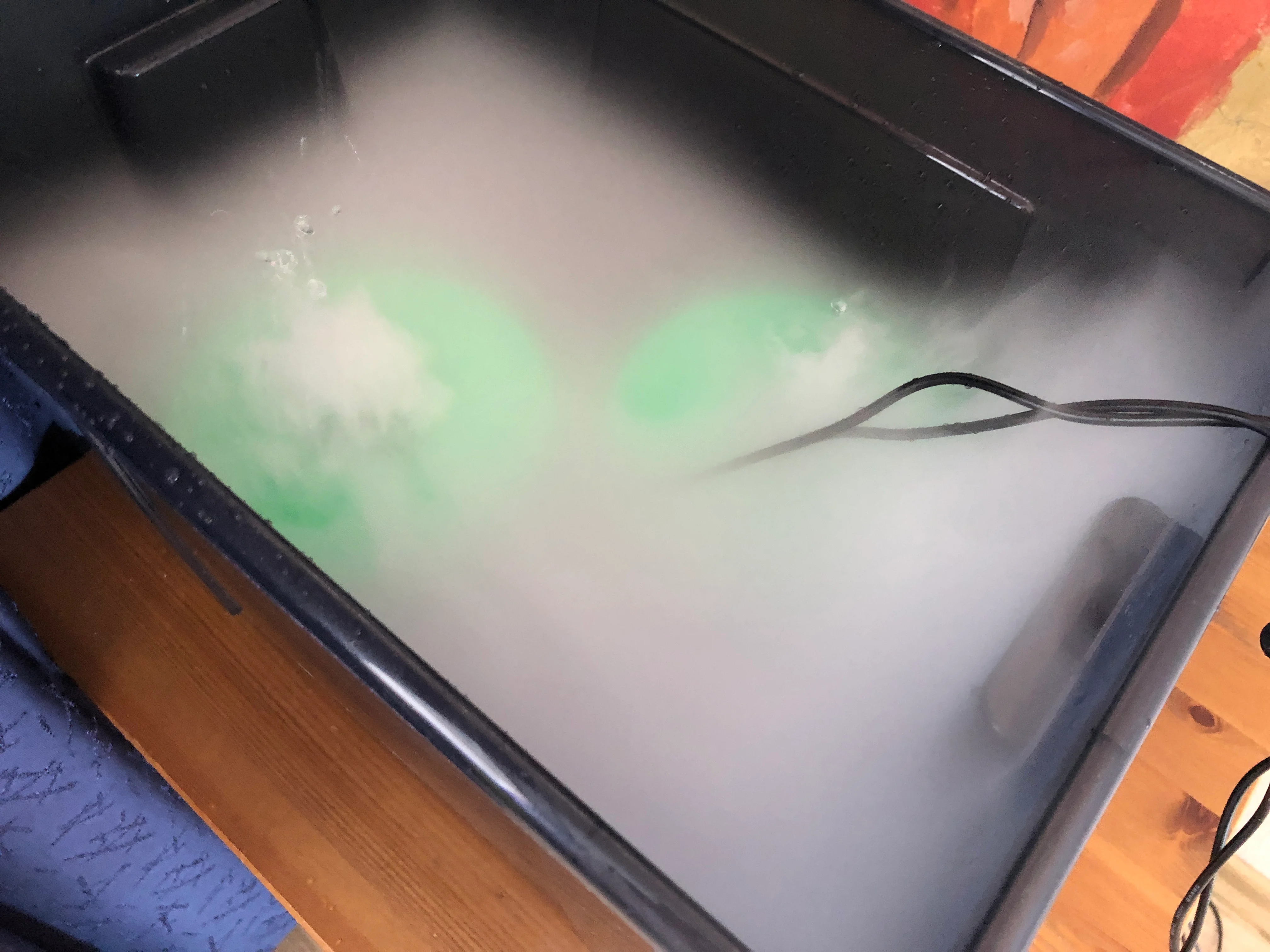 Floater for an ultrasonic humidifier fogger mist maker mister