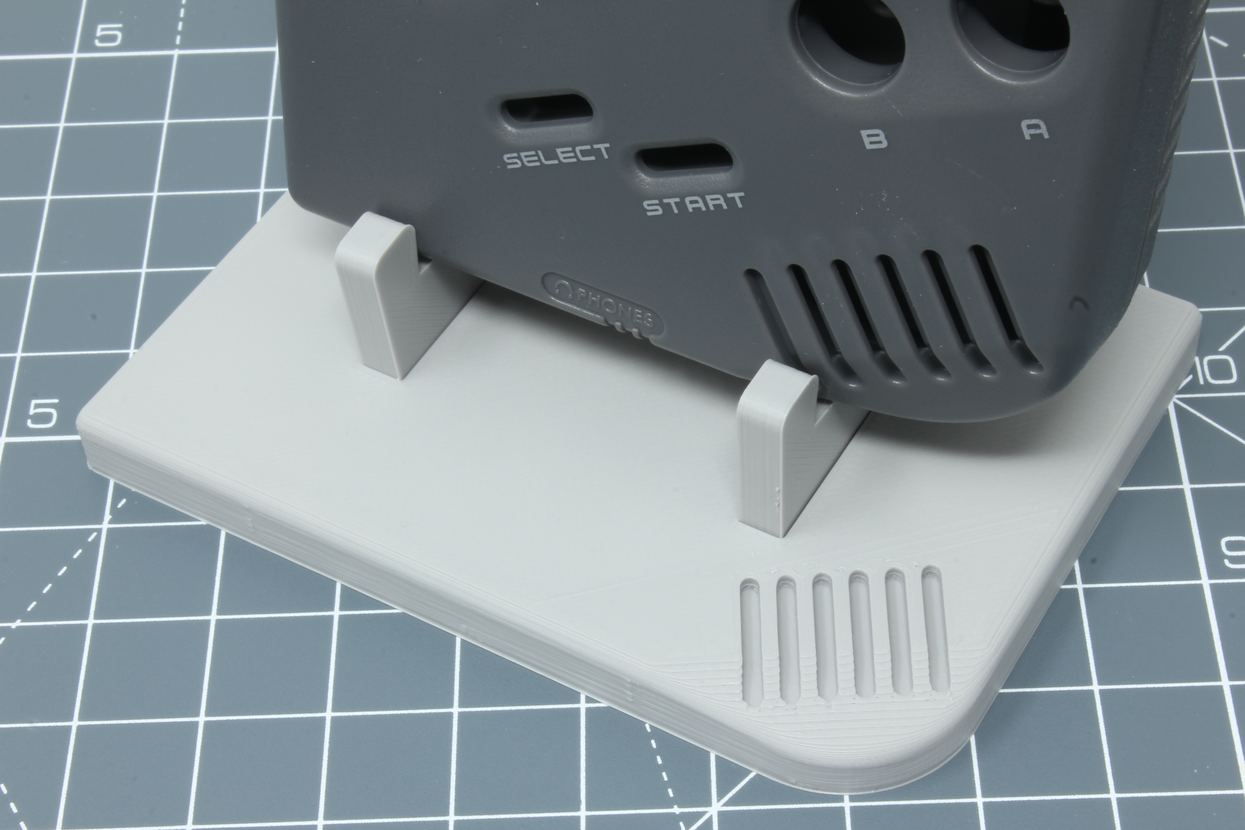 Game Boy Classic DMG Stand