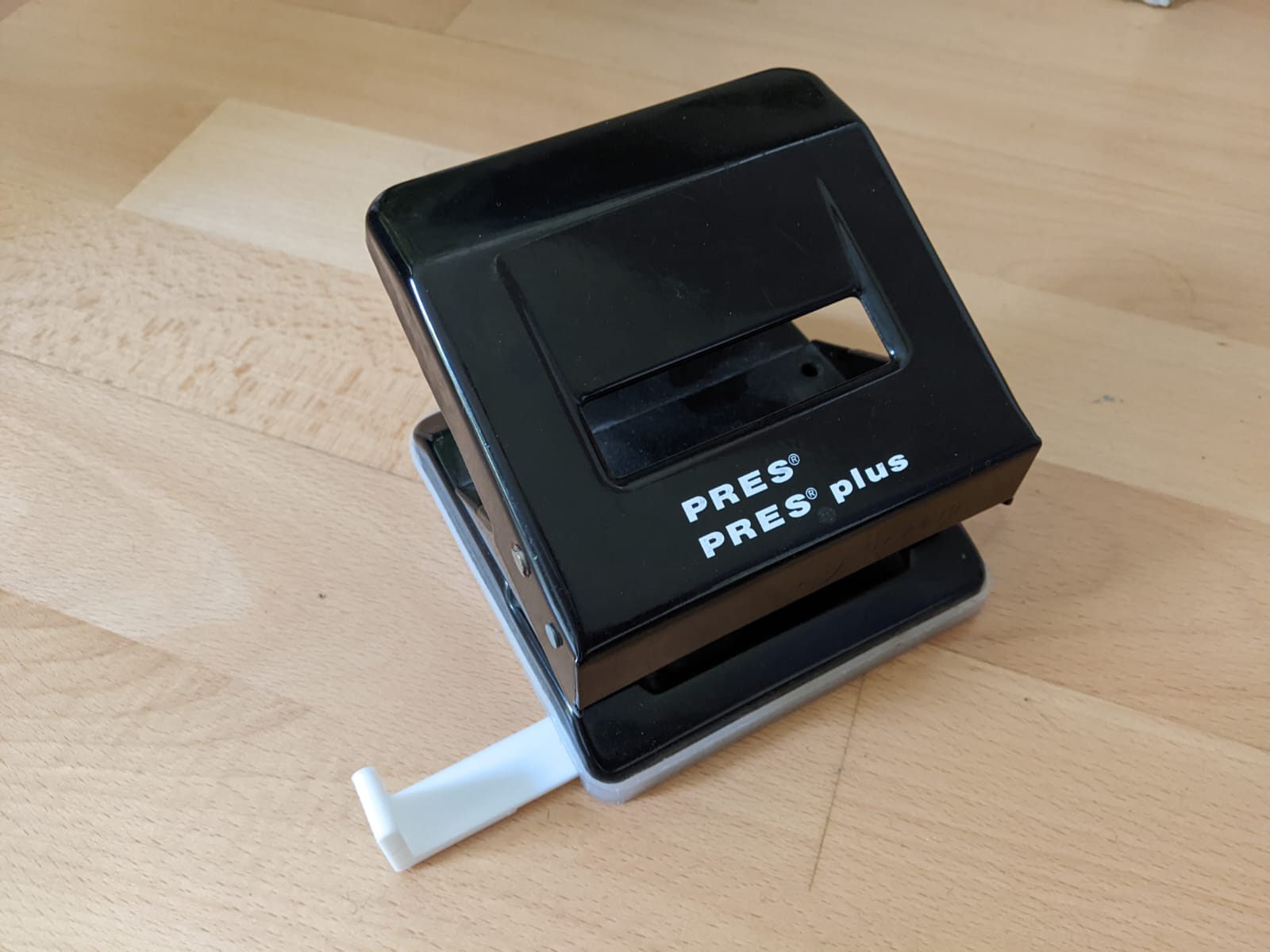 Paper Guide for Brause hole puncher