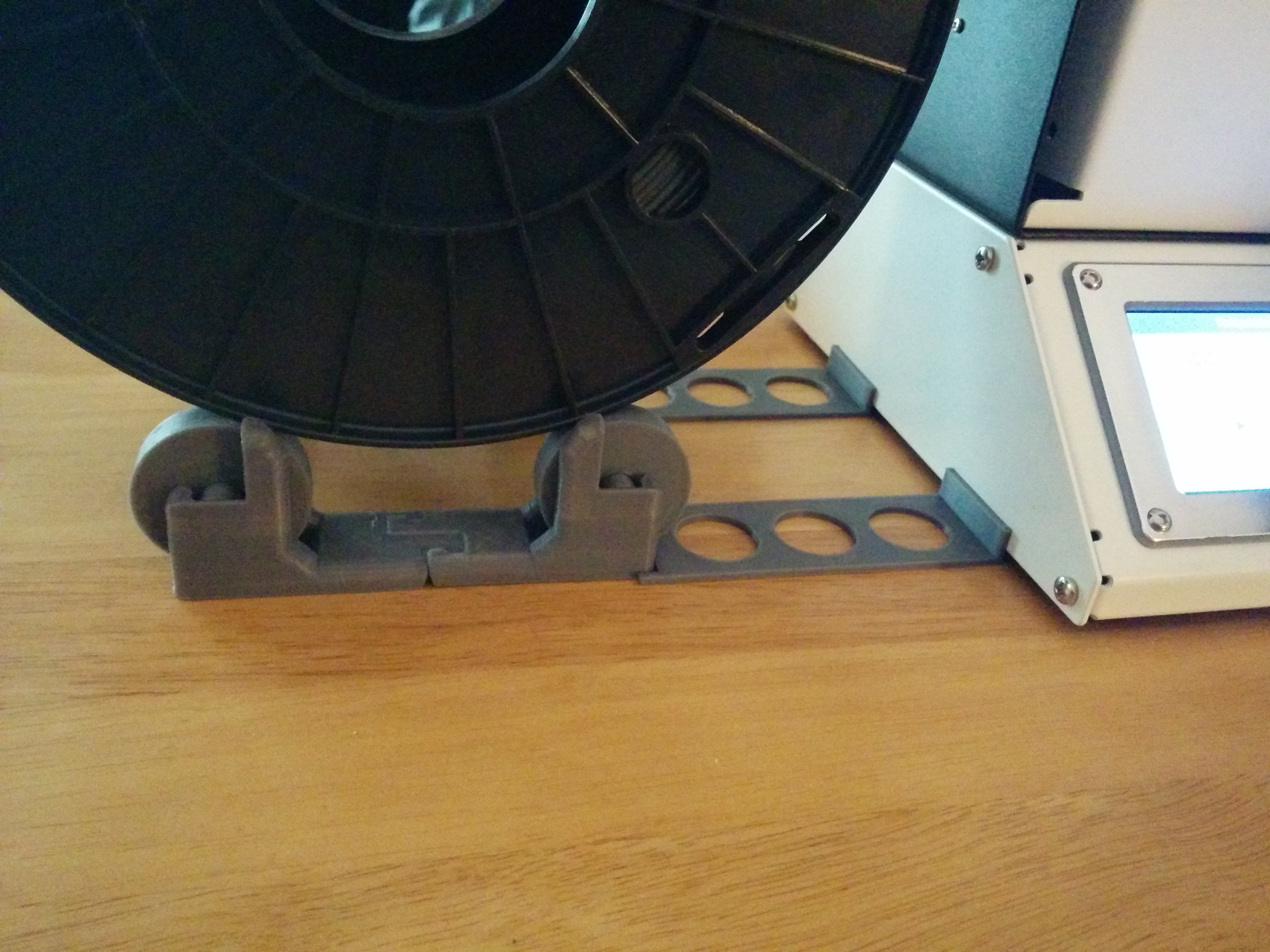 MP Select Mini brace for the Easy All Print Spoolroller