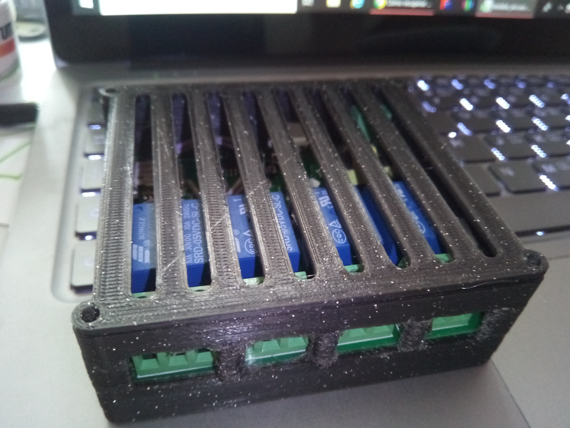 Case for the Sonoff 4CH clone