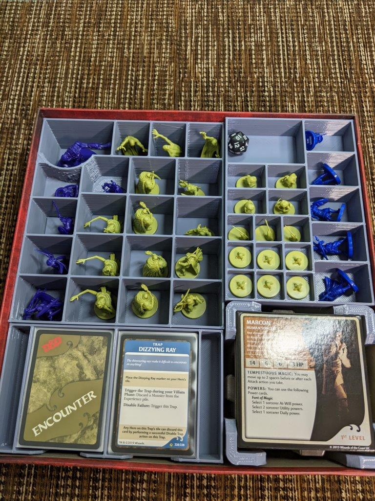 Dungeons & Dragons - Dungeon of the Mad Mage Organizer