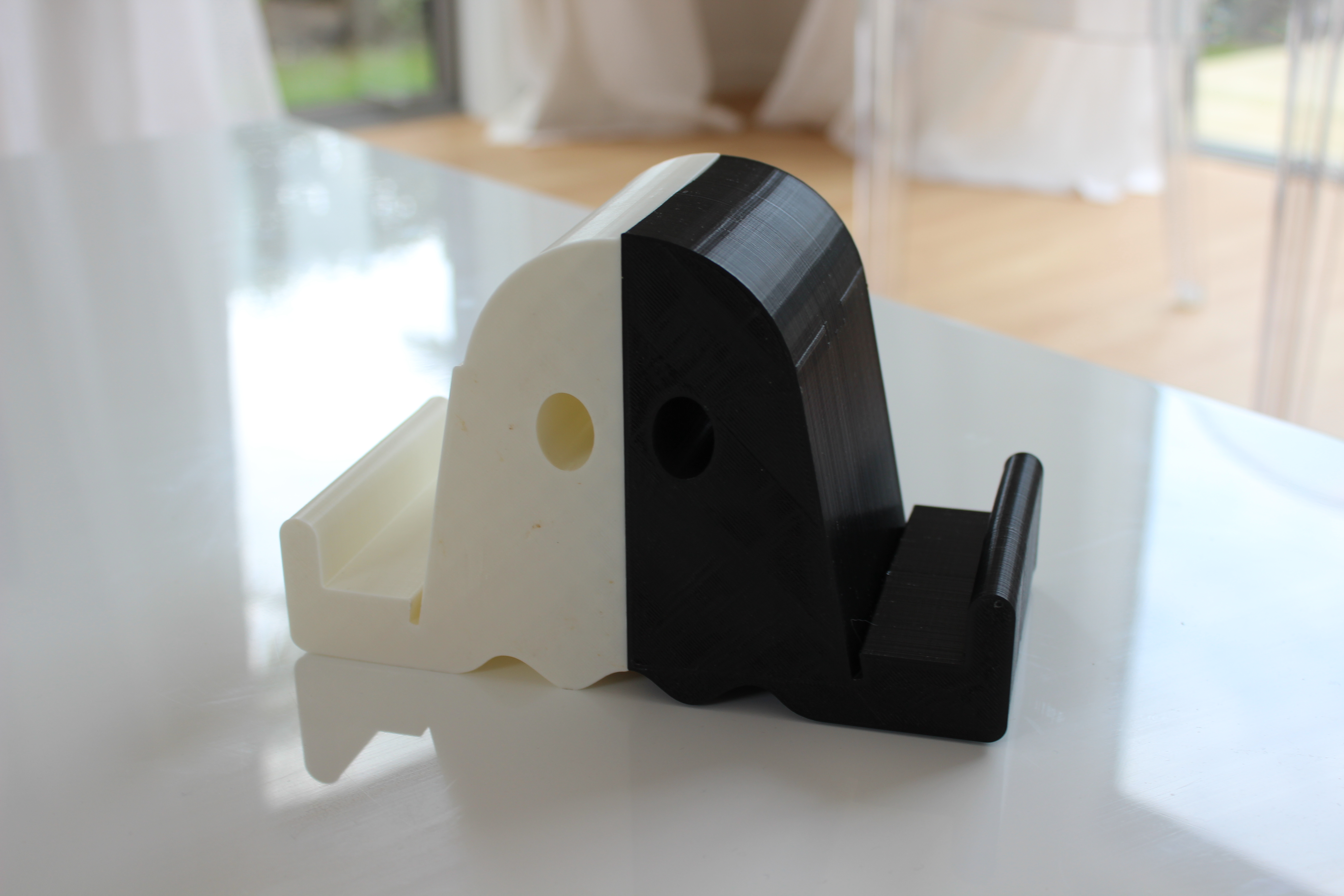 Ghostly Vinyl LP stand
