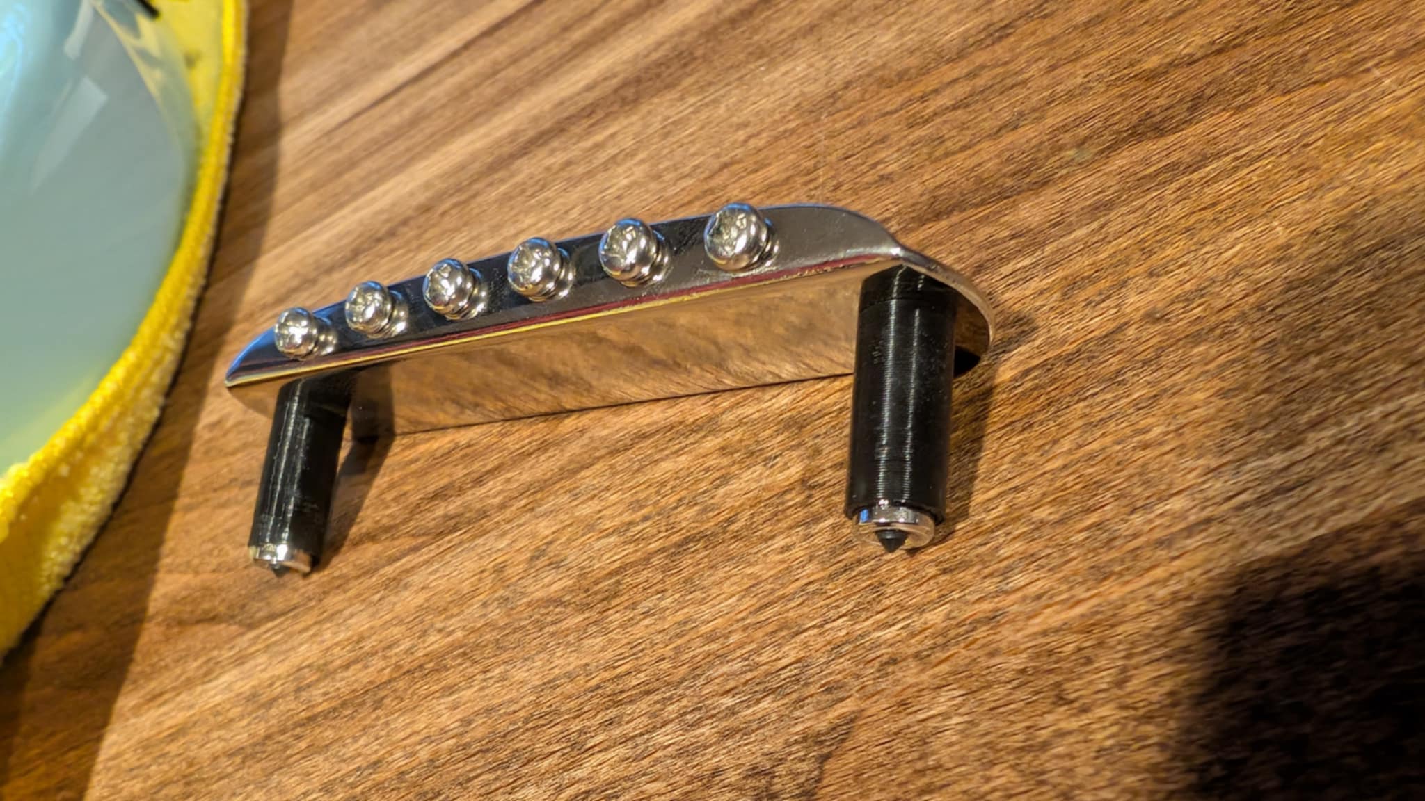 Fender / Squier Mustang Hardtail Tremolo Bridge Bushings