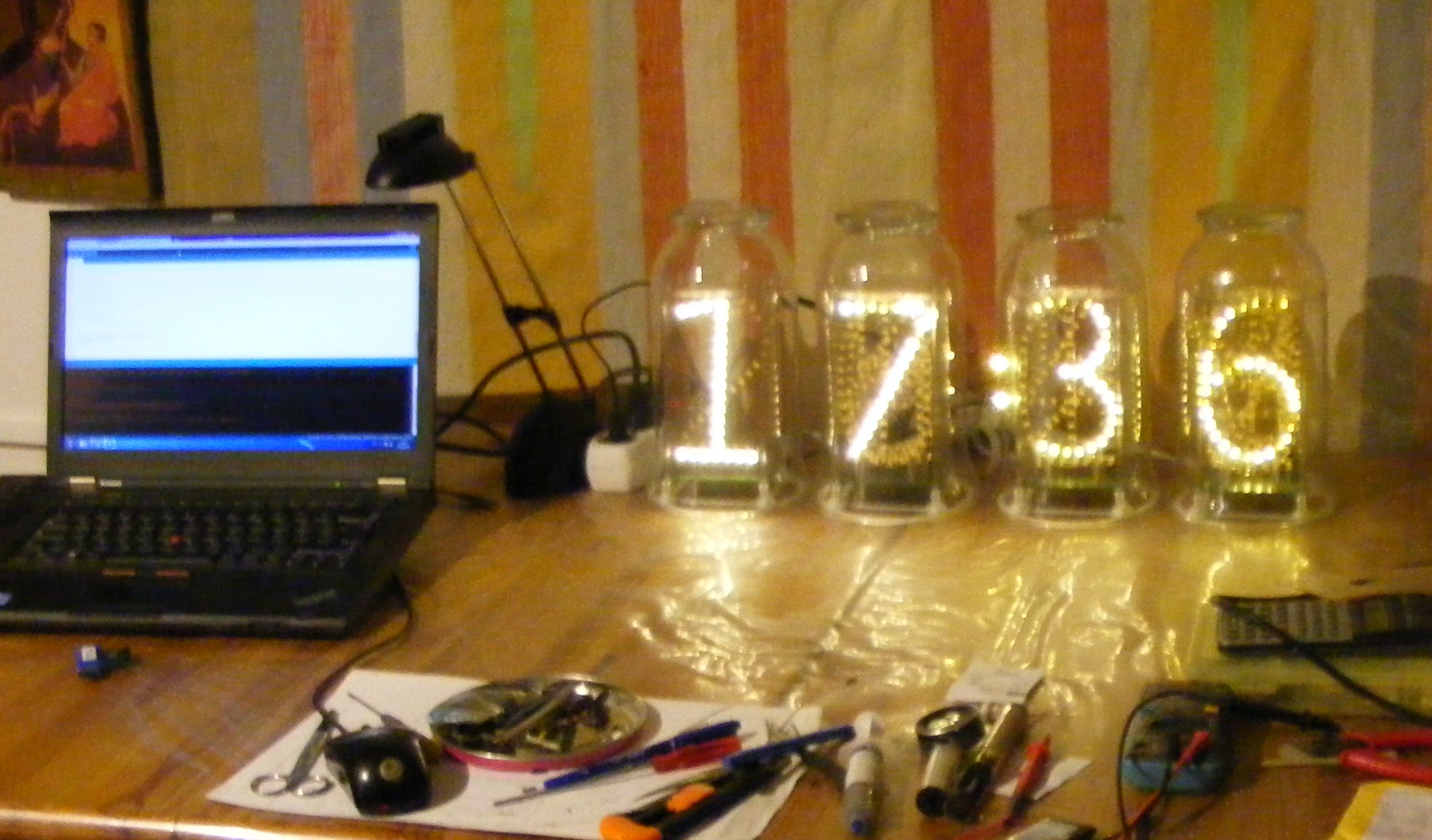 LED Nixie clock, giant tube