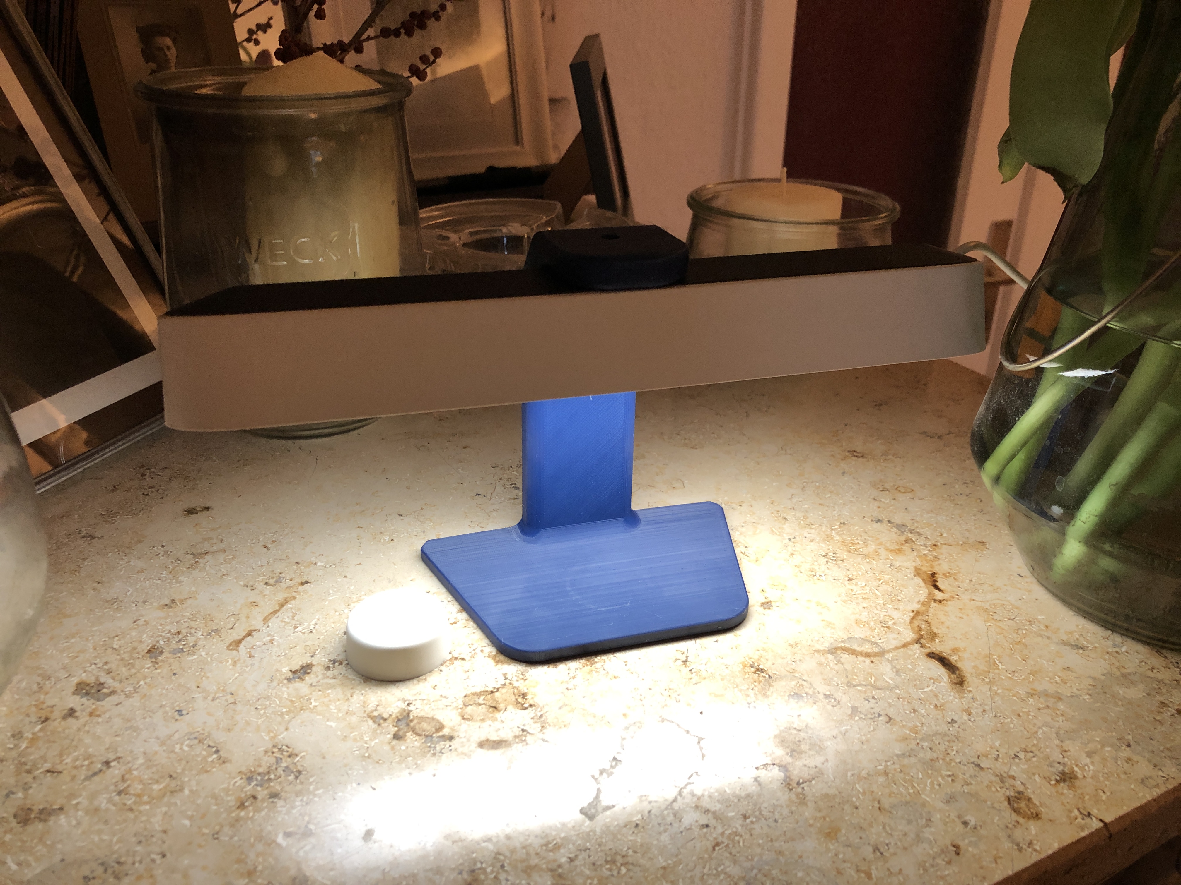 Hue play desk lamp