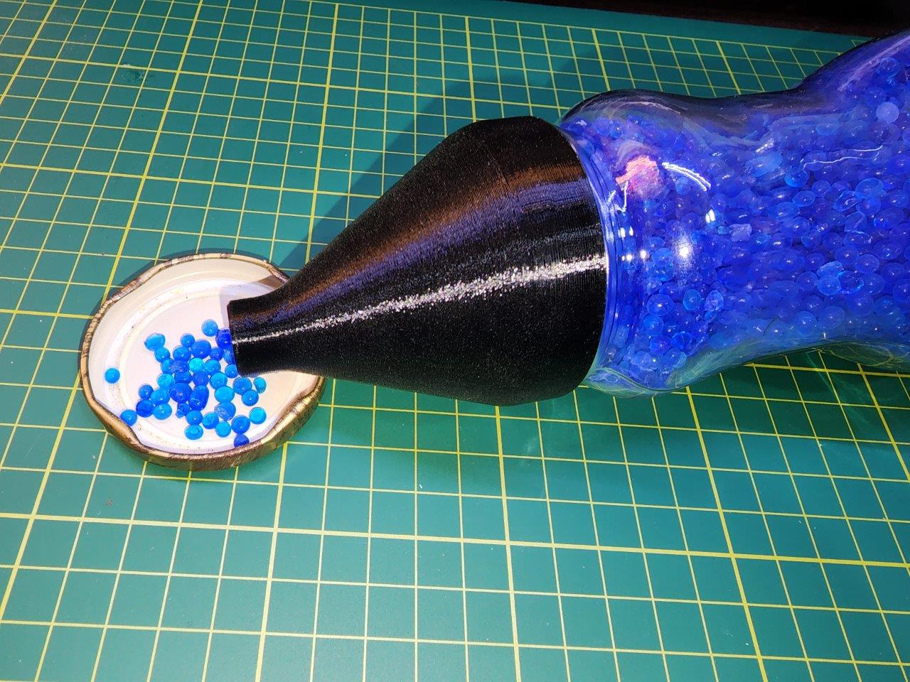 Leggos Bottle Pourer