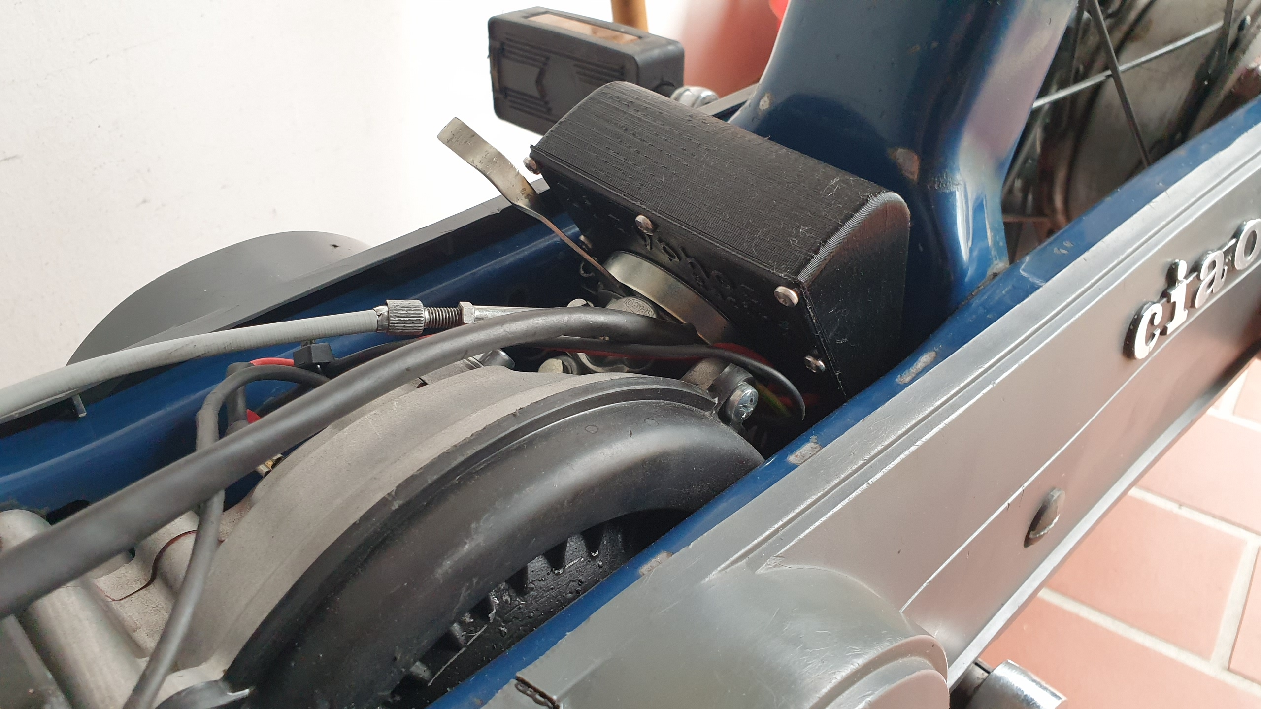 Airbox MPONE Piaggio Moped