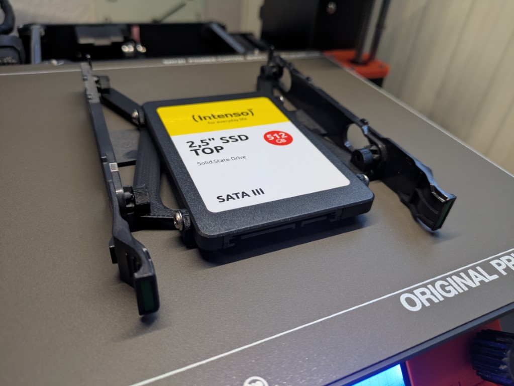 2,5" SSD/HDD Adapter to 3,5" HDD-Caddy (exp. HP Workstation)