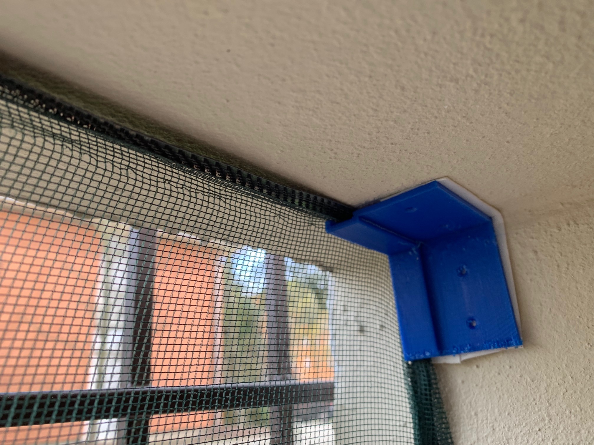 Mosquito net holder