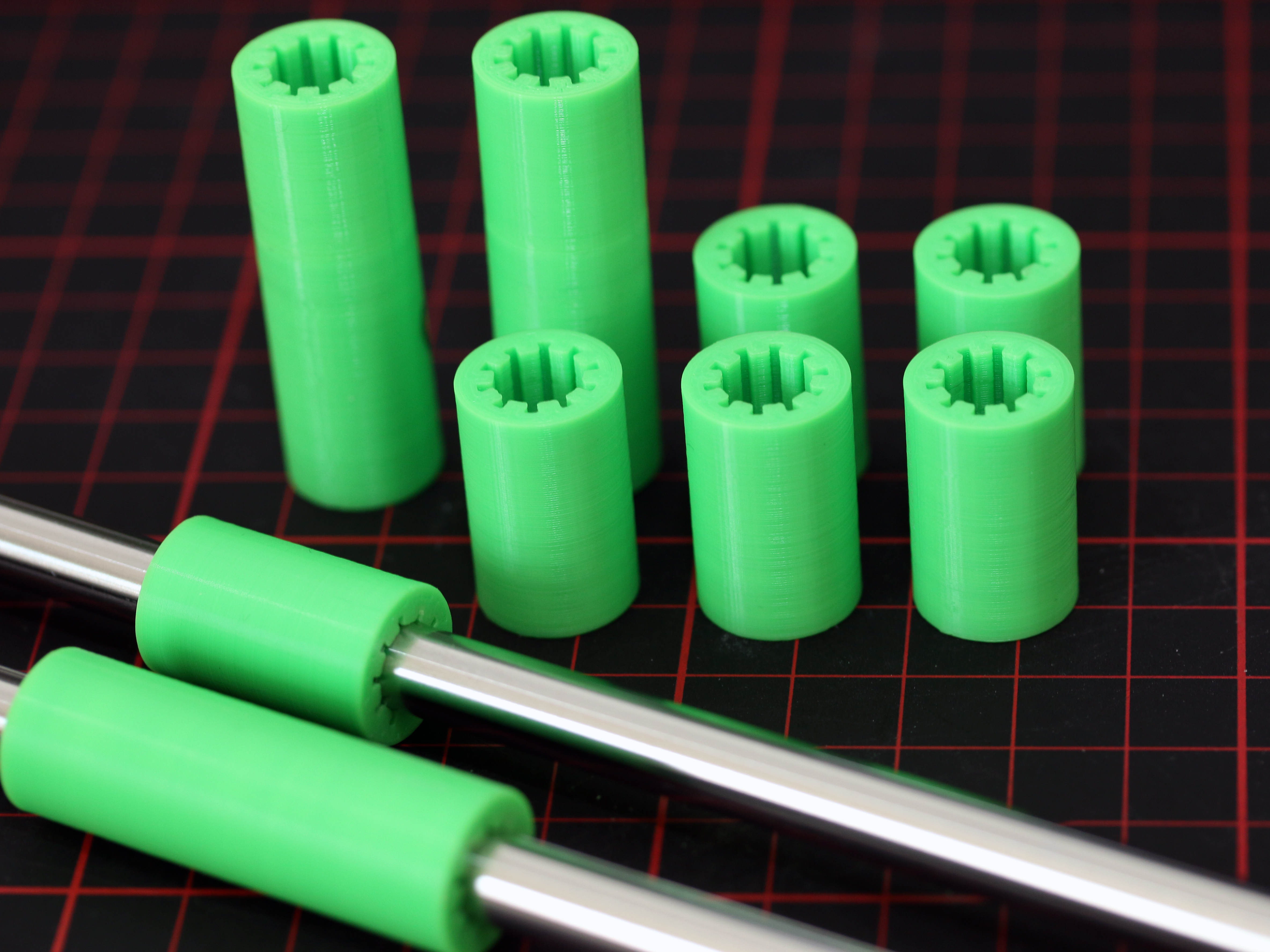 Customizable Linear Bushing / Bearing - LM8UU, LM8LUU, LM12UU, LM12LUU, LM16UU, ...  IGUS like