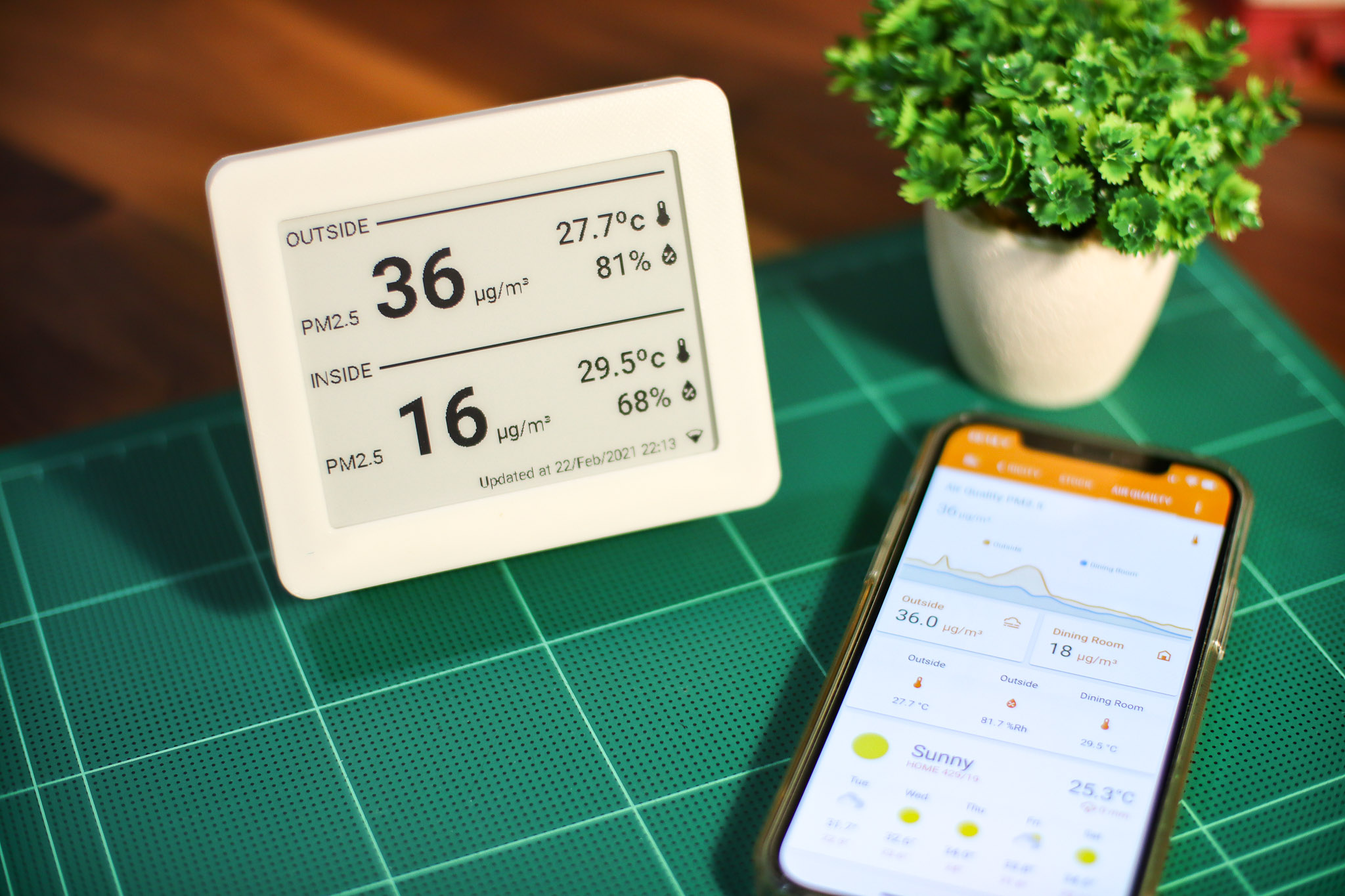 4.2" ePaper Display Stand/Frame.