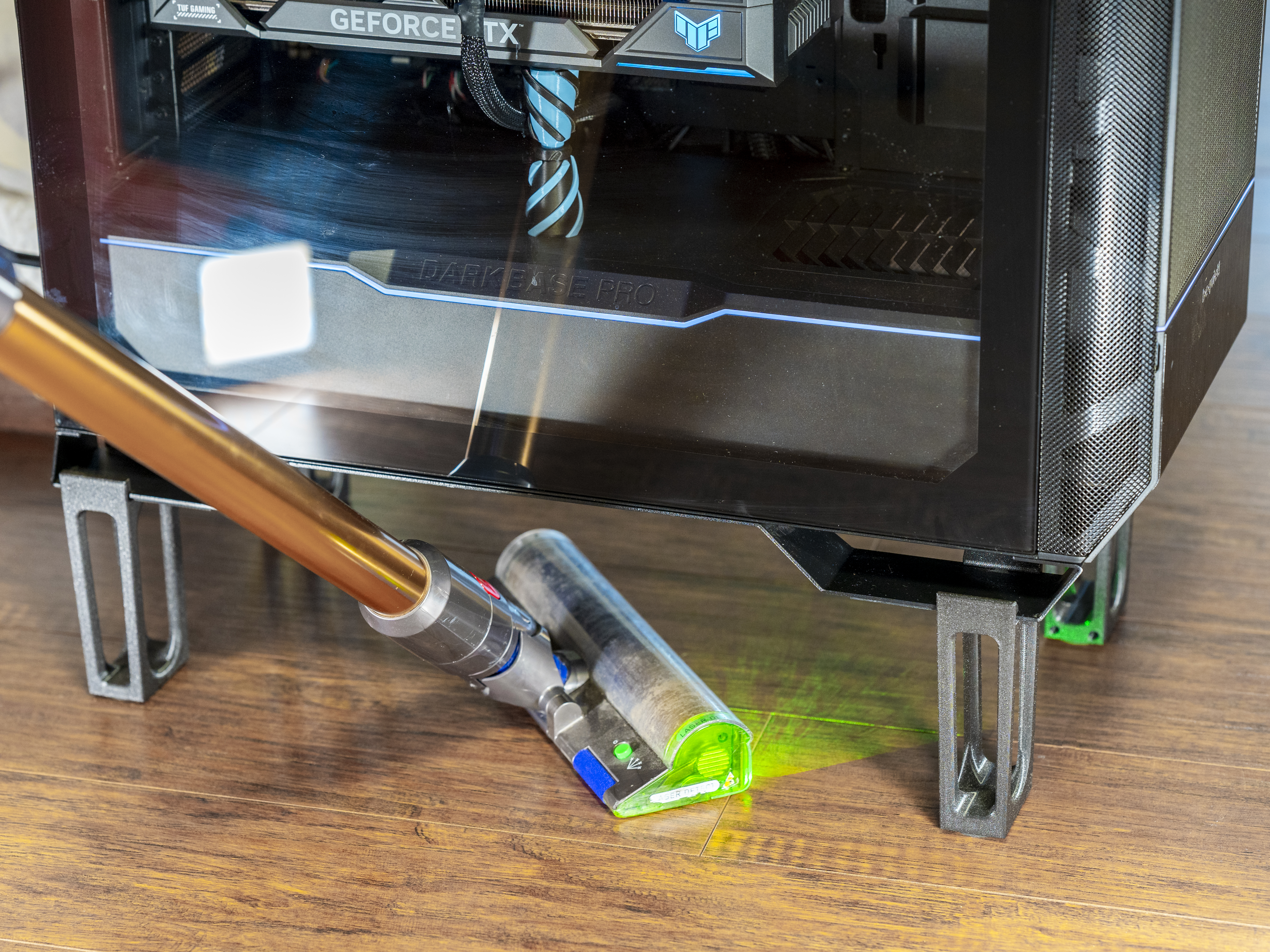 Strong Computer Legs Anti Dust BeQuiet Light Base  & Dark Base Pro 901