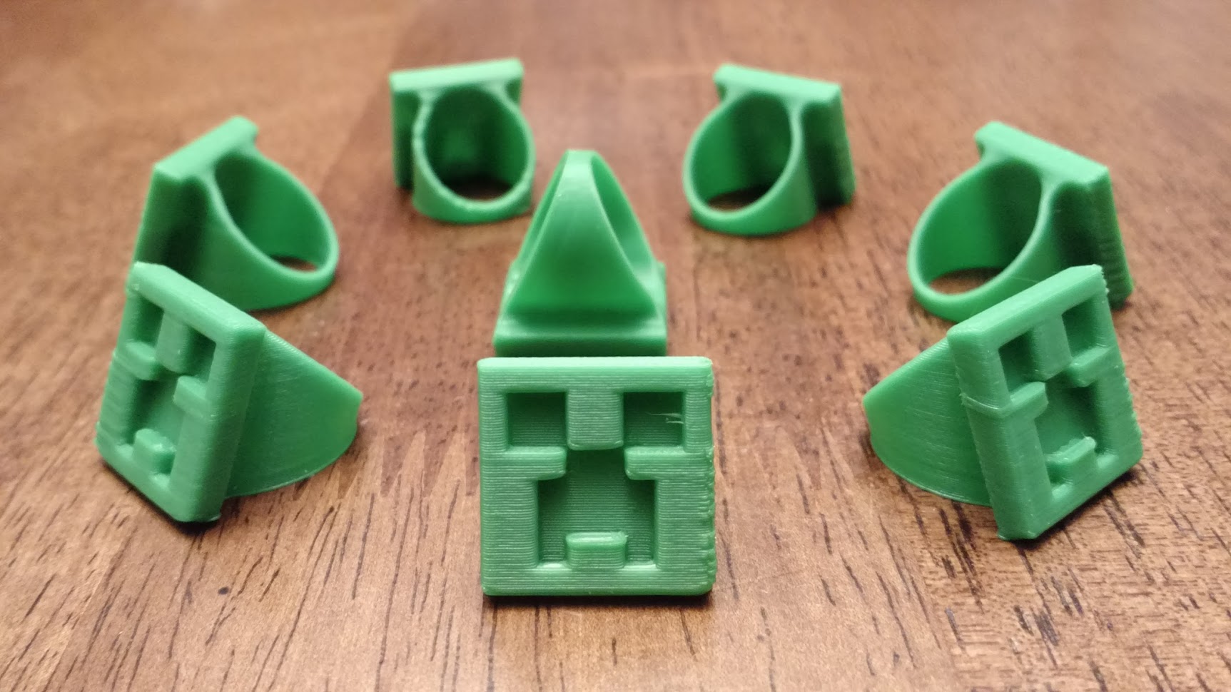 Minecraft creeper ring