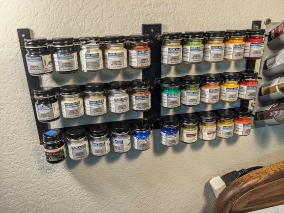 Model Master Paint rack (wall mount)