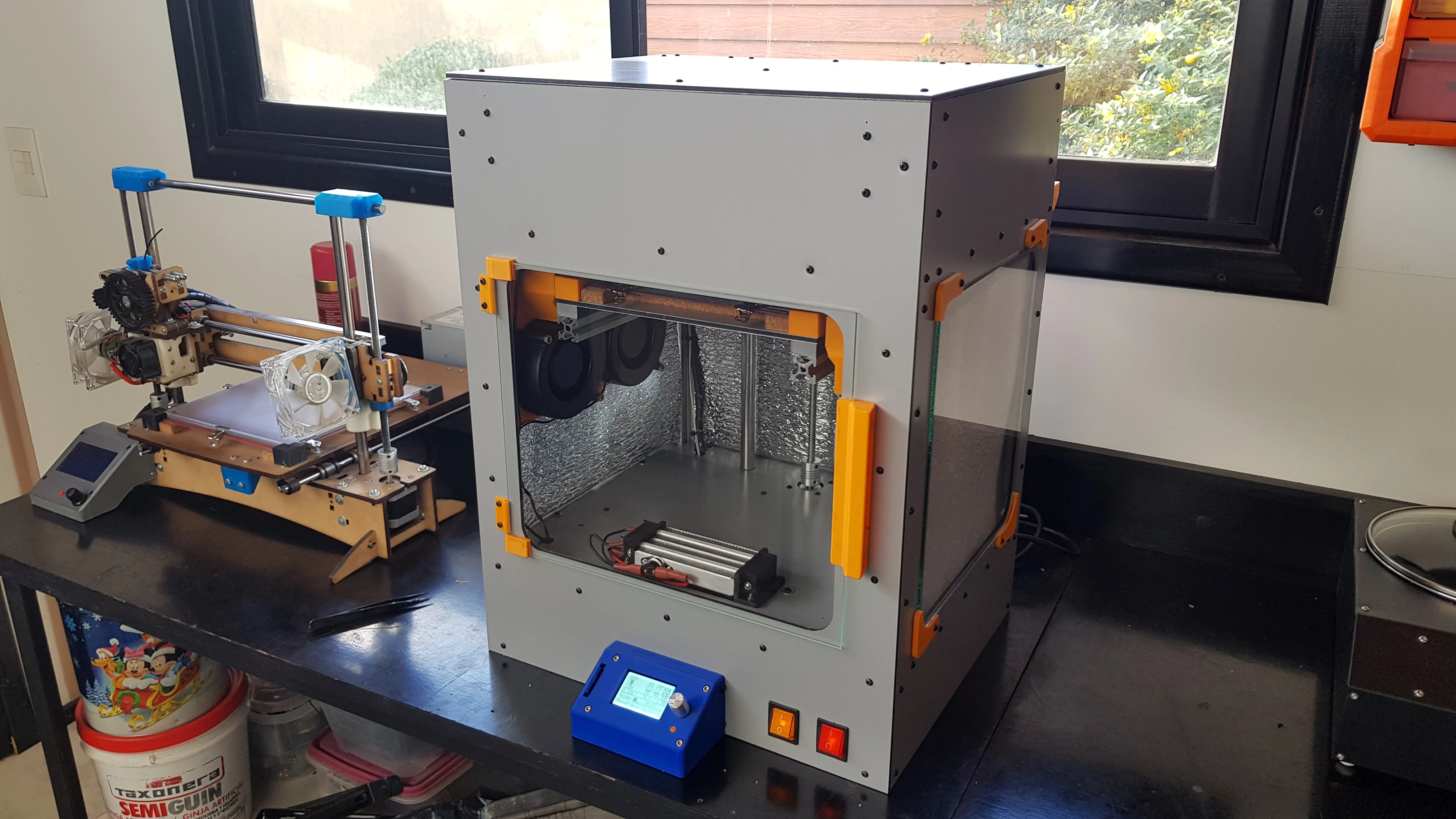 Repsis V1. A Fully enclosed CoreXY 3d printer with a heated chamber