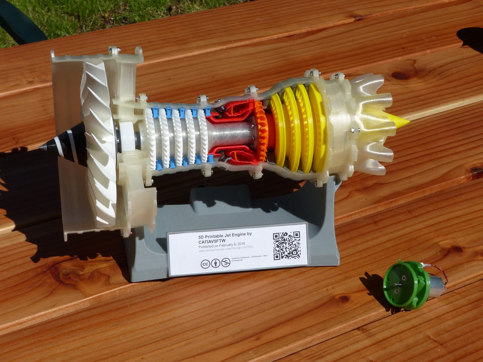 3D Printable Jet Engine, motorized