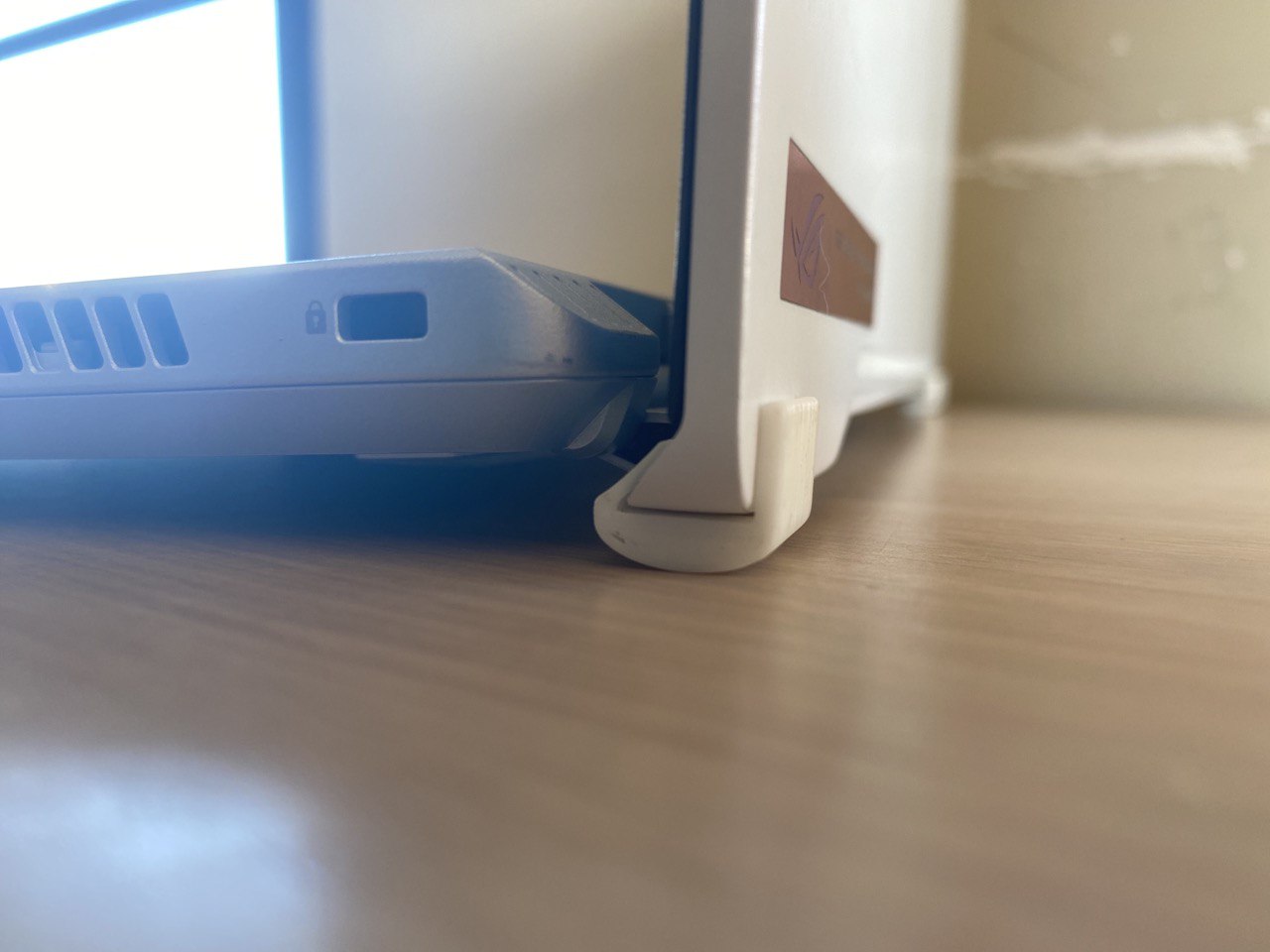 Zephyrus G14 2021 Laptop Leg