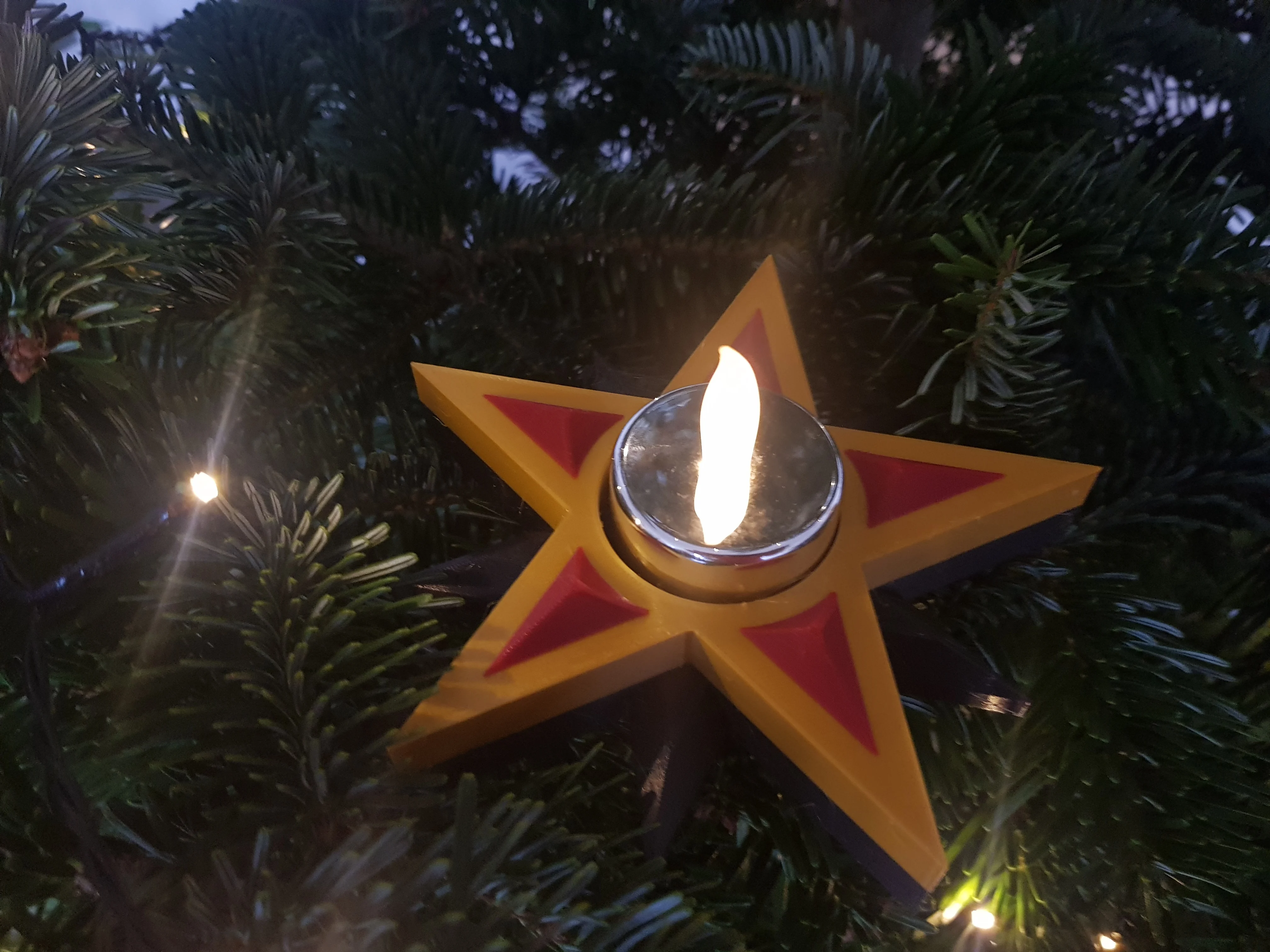 Tea light holder