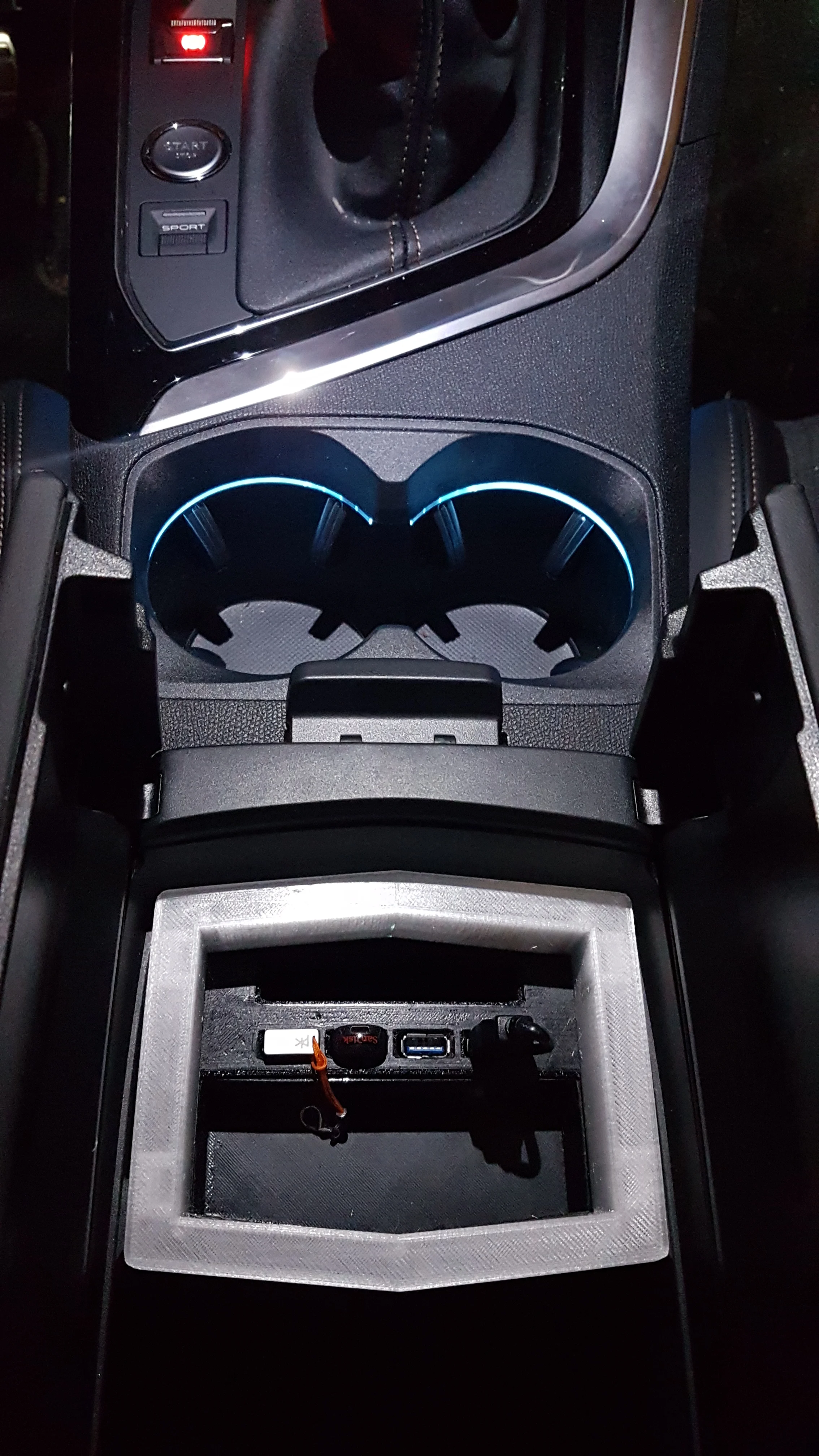 Carplay holder for (new) Peugeot 3008