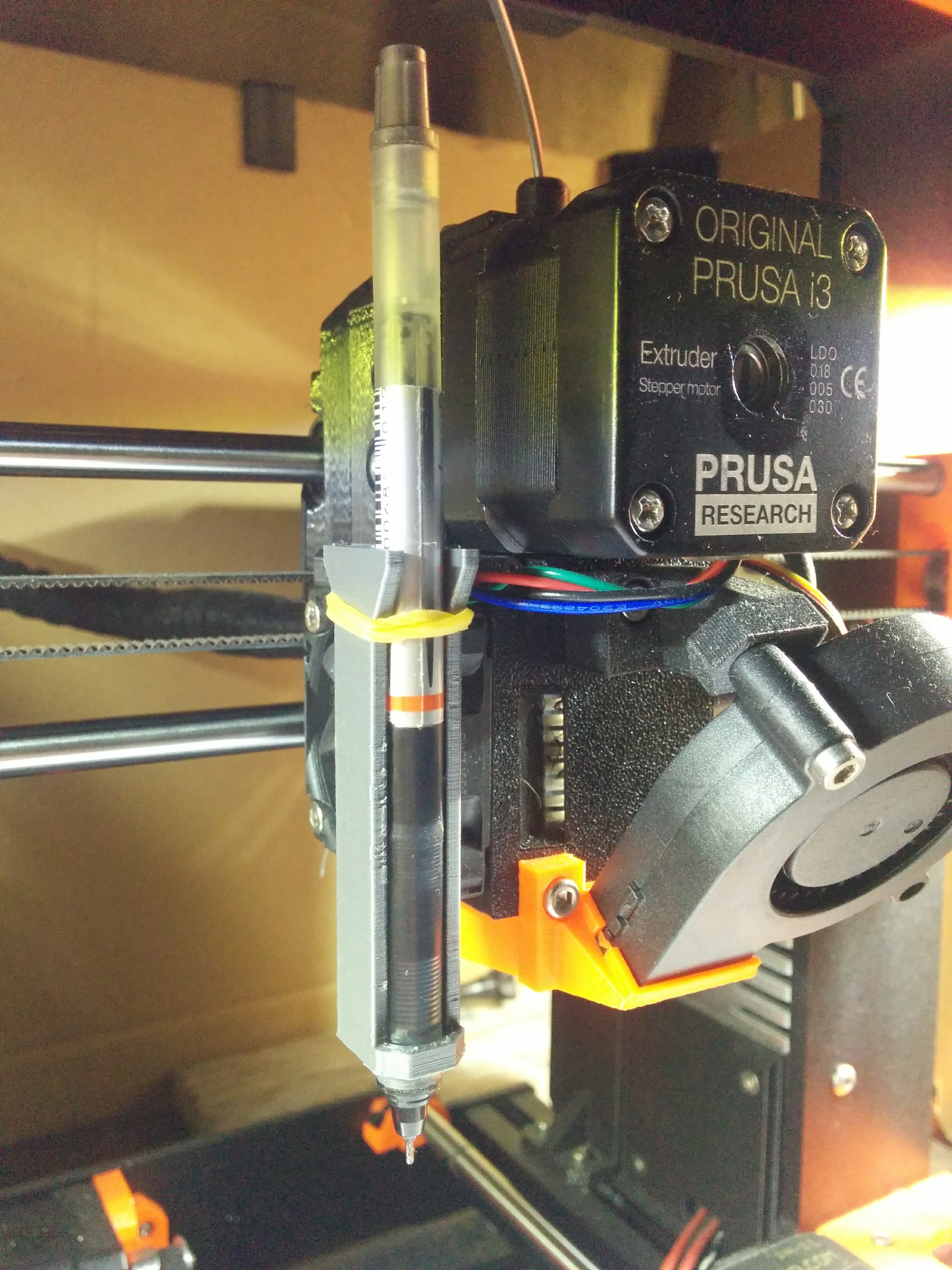 Prusa Mk3 Pen Holder (8mm Rotring)