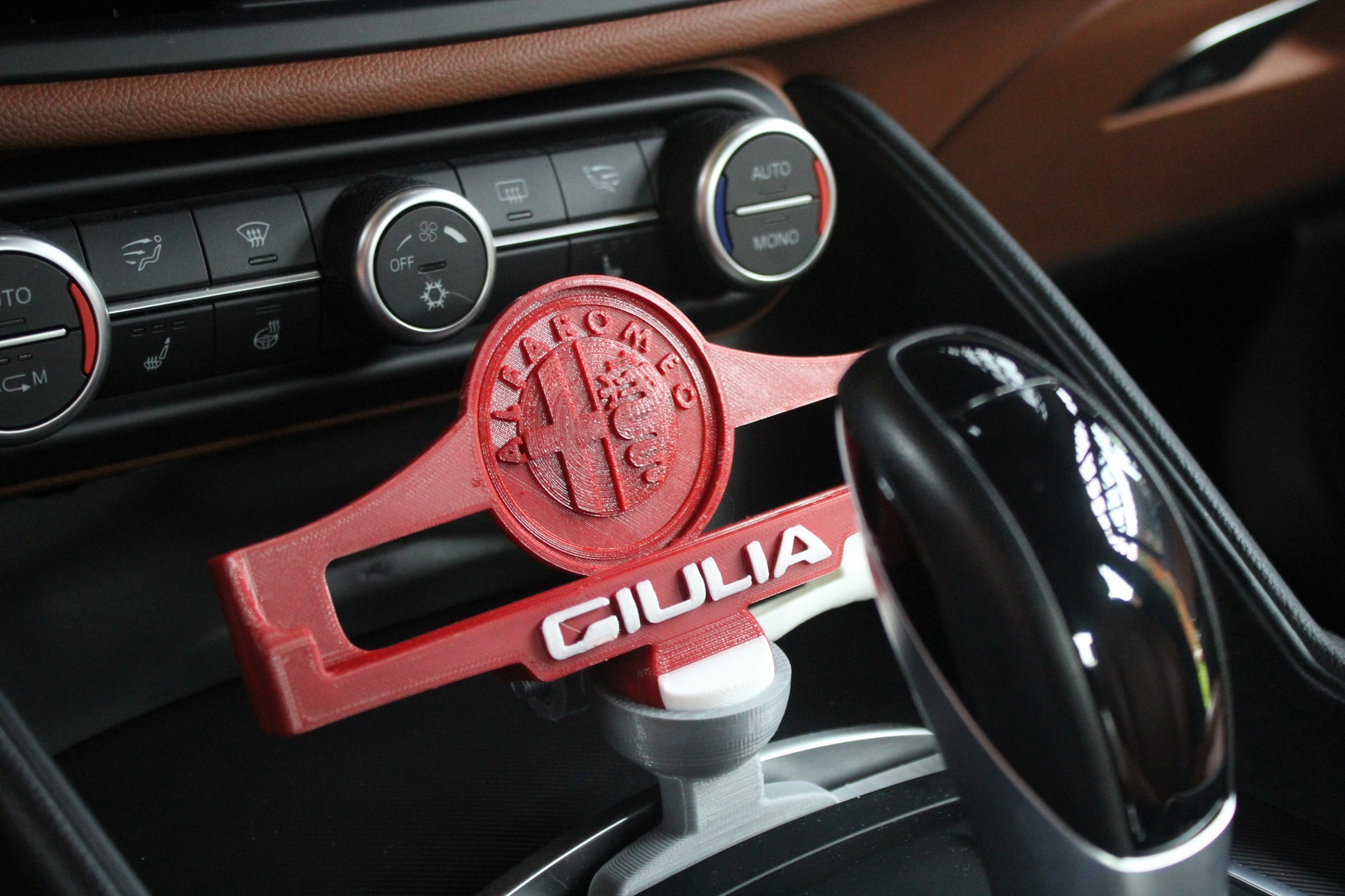 Supporto cellulare per Alfa Romeo Giulia e Stelvio - Phone support (phone stand for Alfa Giulia and Stelvio)
