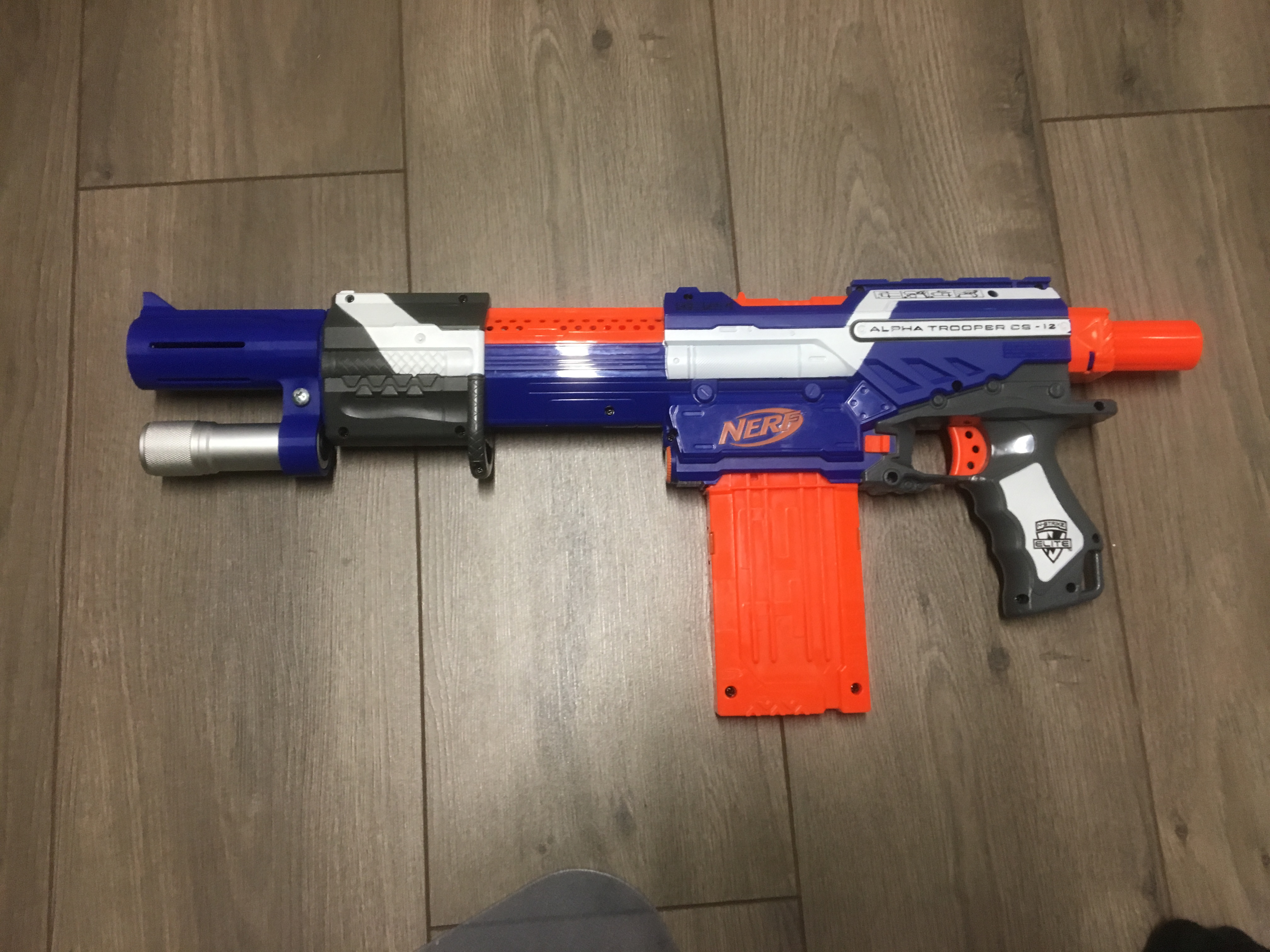 Nerf Alpha Trooper CS-12 flashlight mount