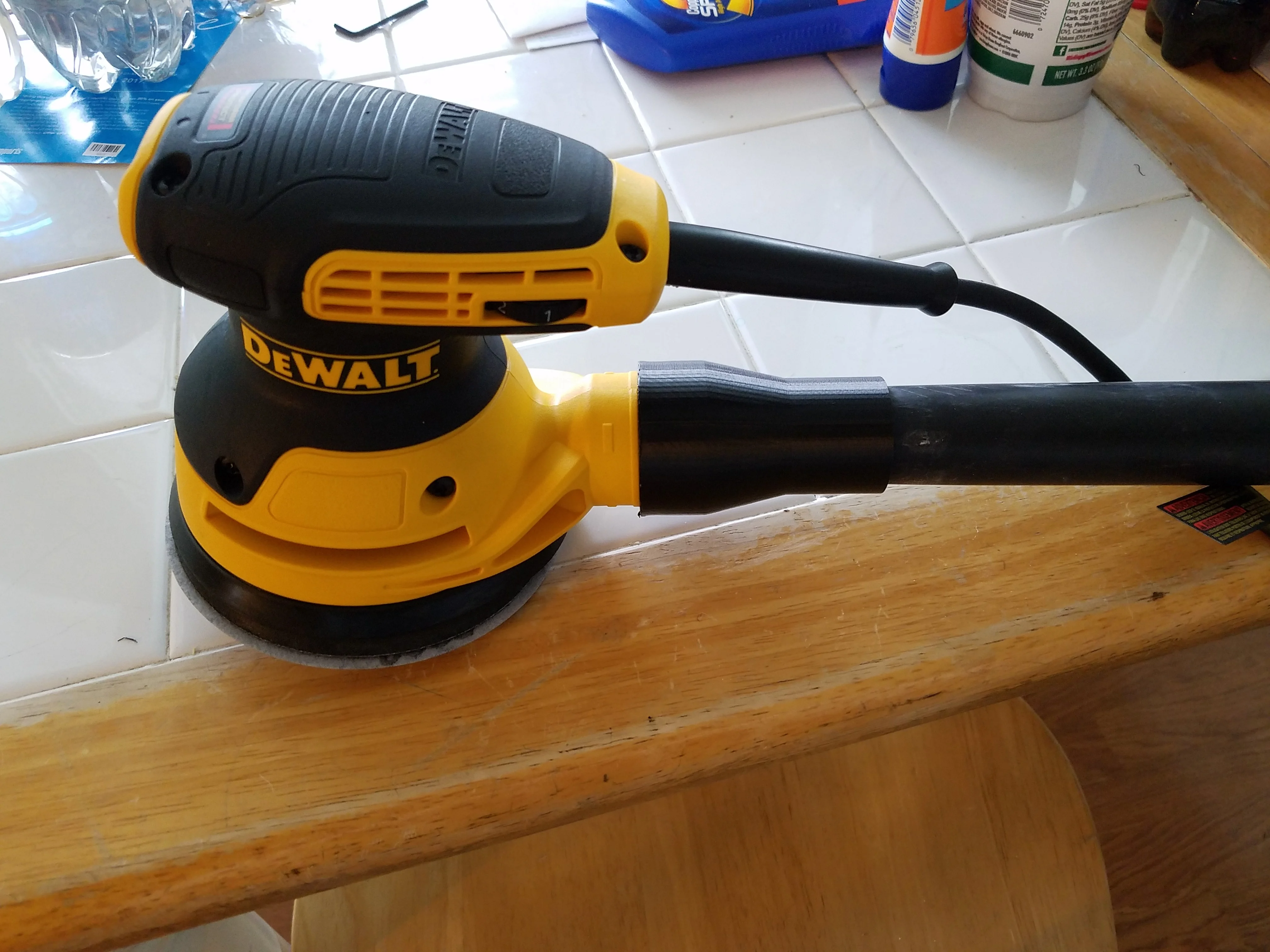 Dewalt Random Orbital Sander ShopVac Attachment