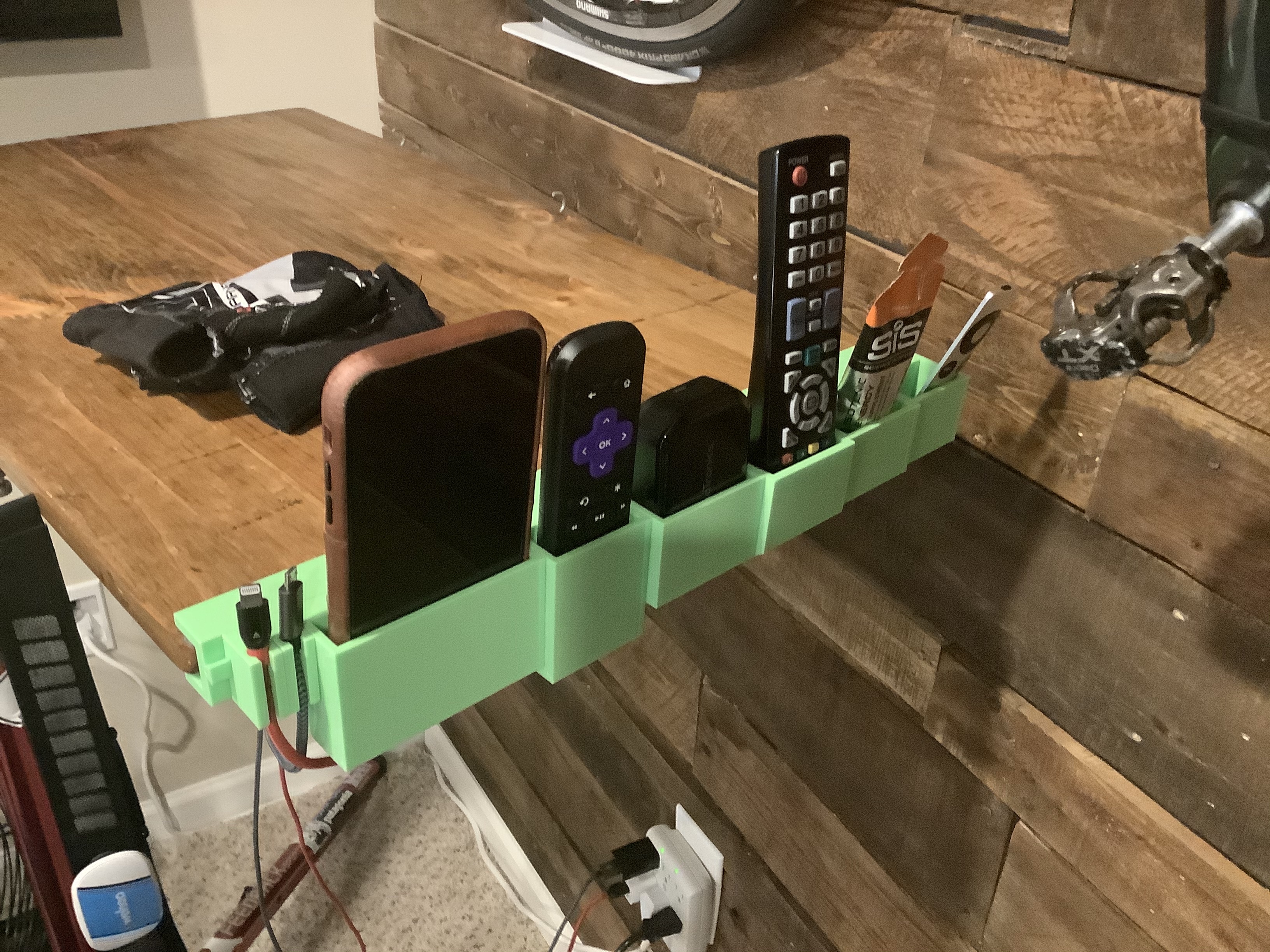 Rail Mount Organizer for Cycling Training Table