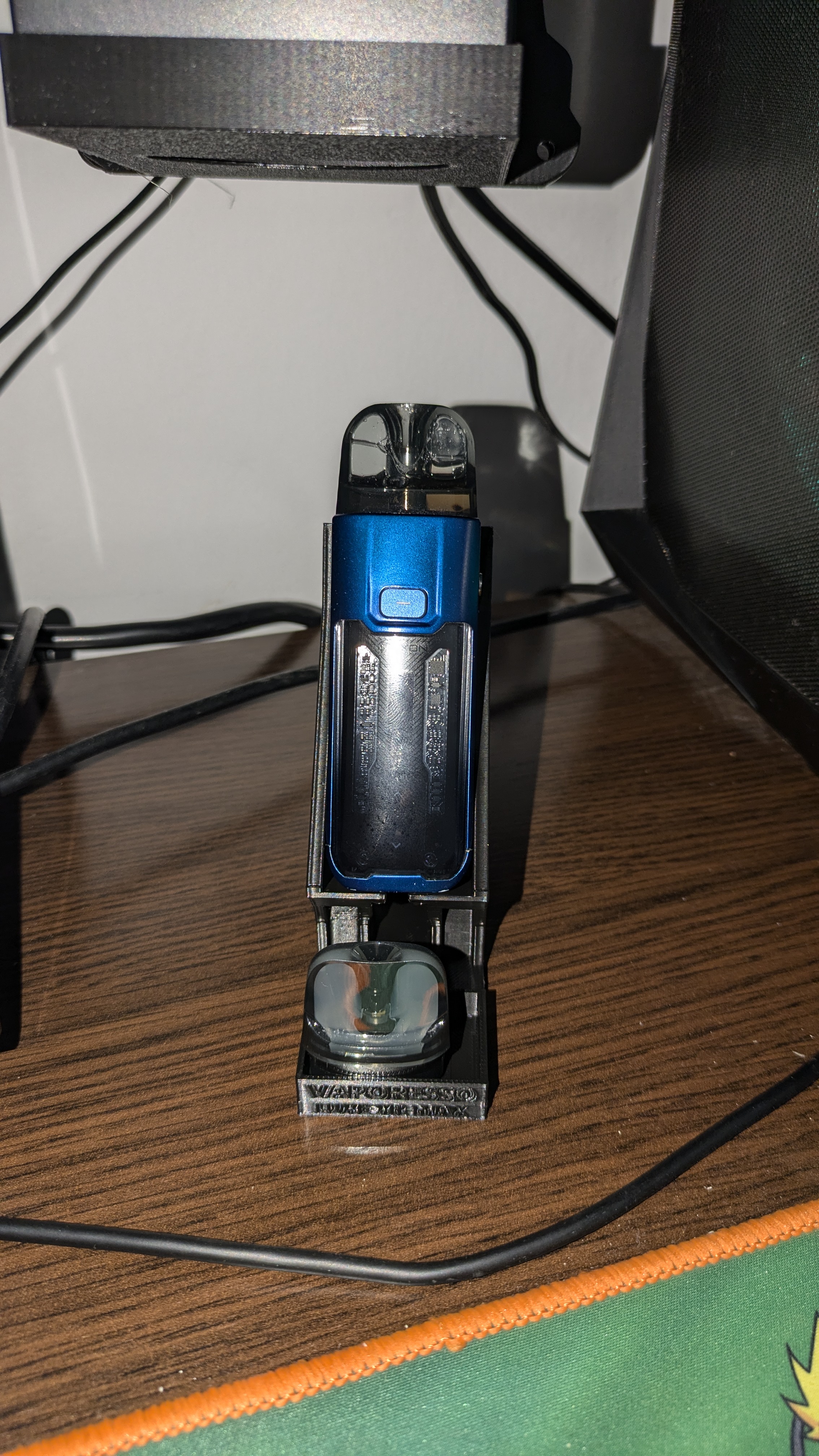 LUXE XR STAND