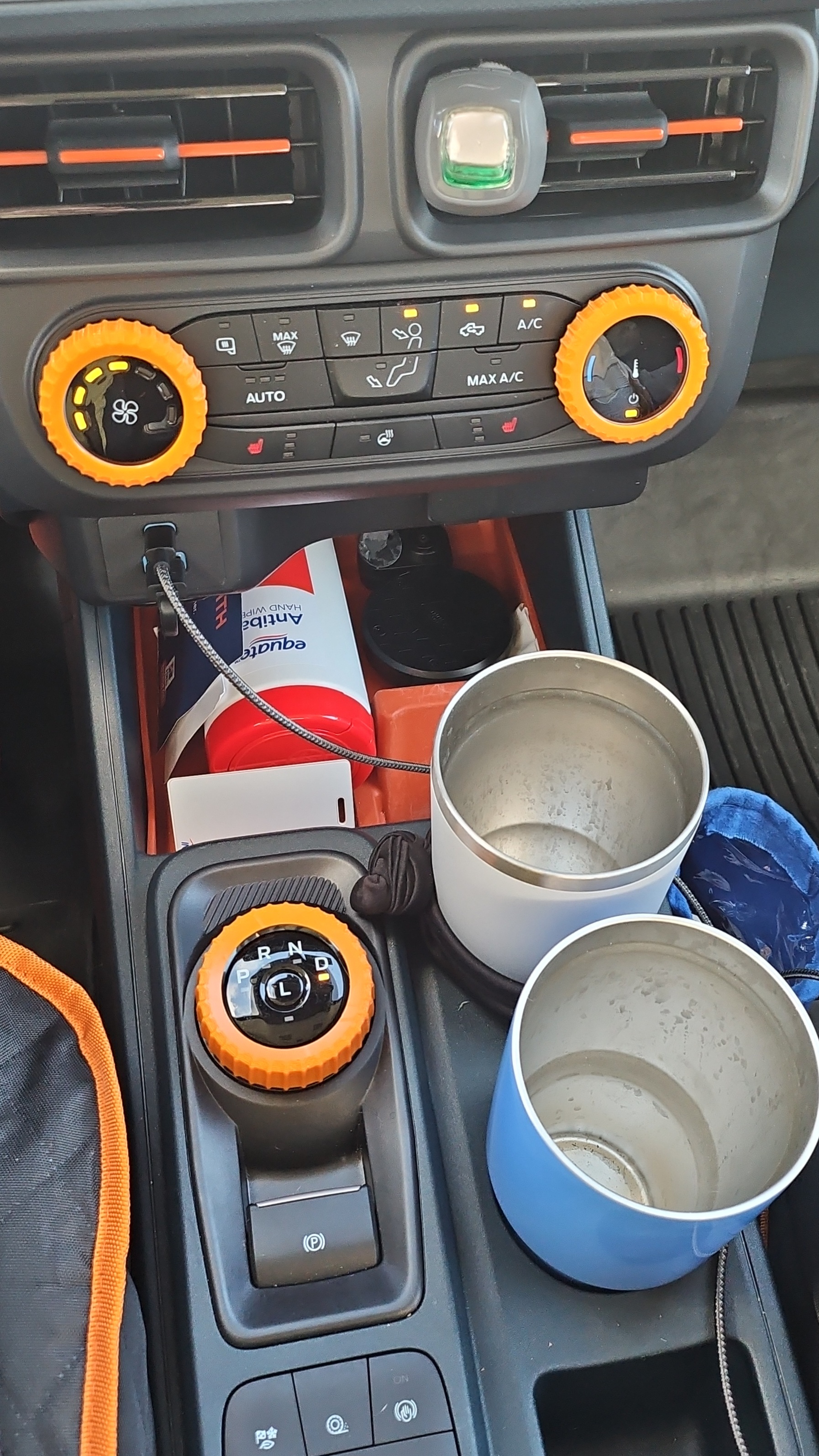 Ford Maverick Gear Shift Knob and Dash Knob Set