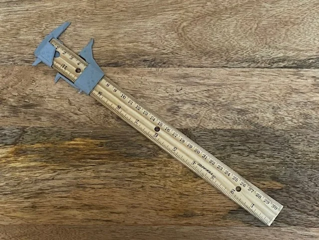 Clip-On Calipers for Fiskars Ruler