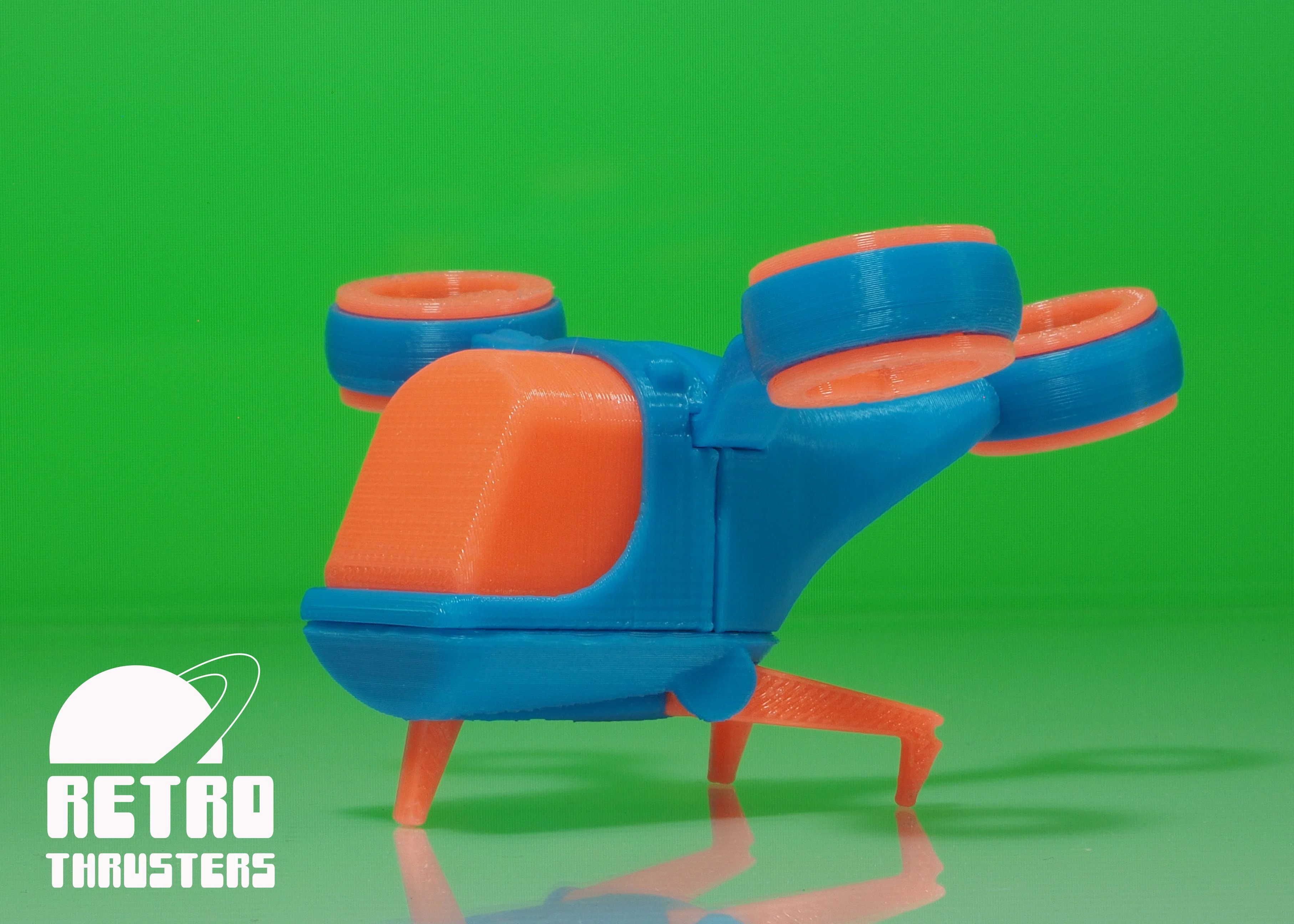 Retro Thrusters RT3 - Sci-fi spaceship toy - no supports