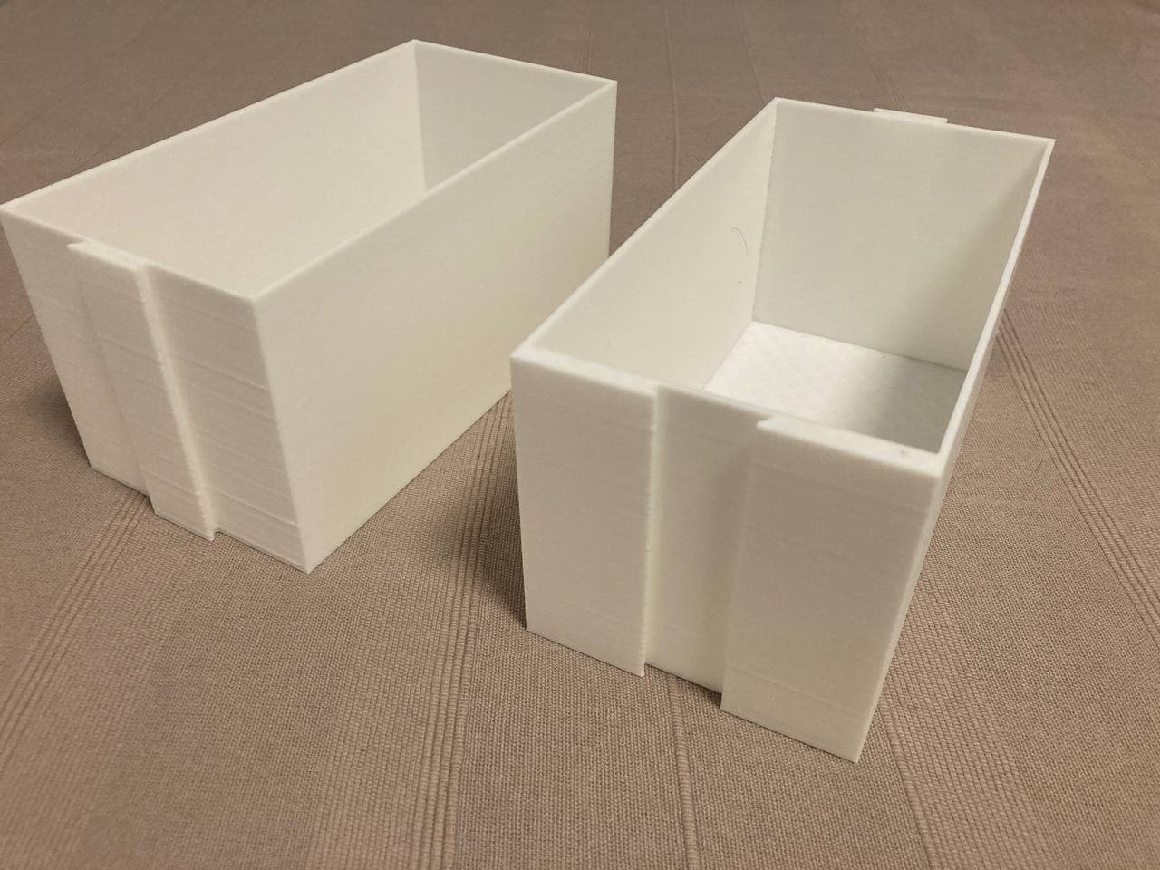 Horizontal stacked box