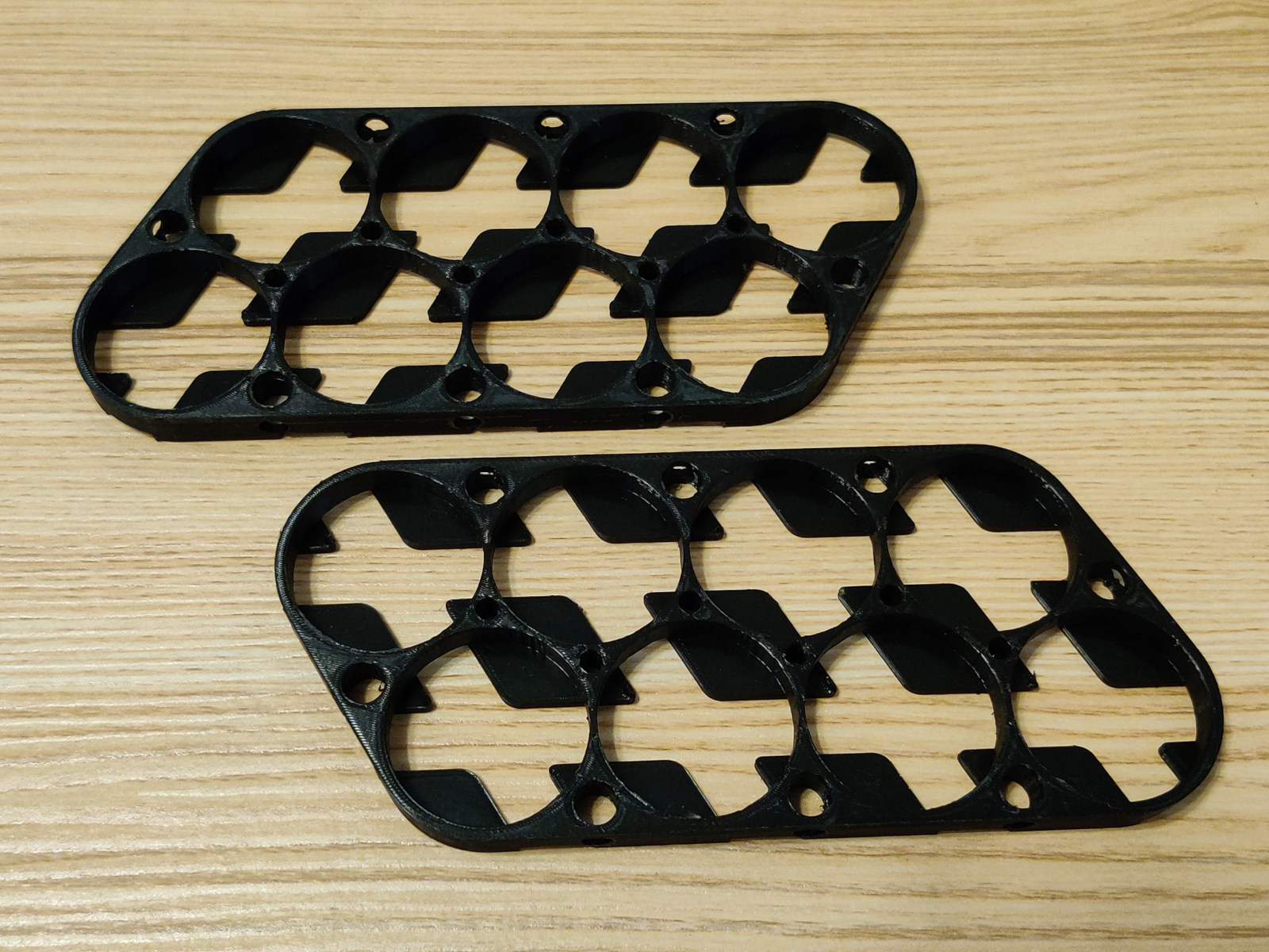 lifepo4 32650/32700 2x4 offset battery spacer