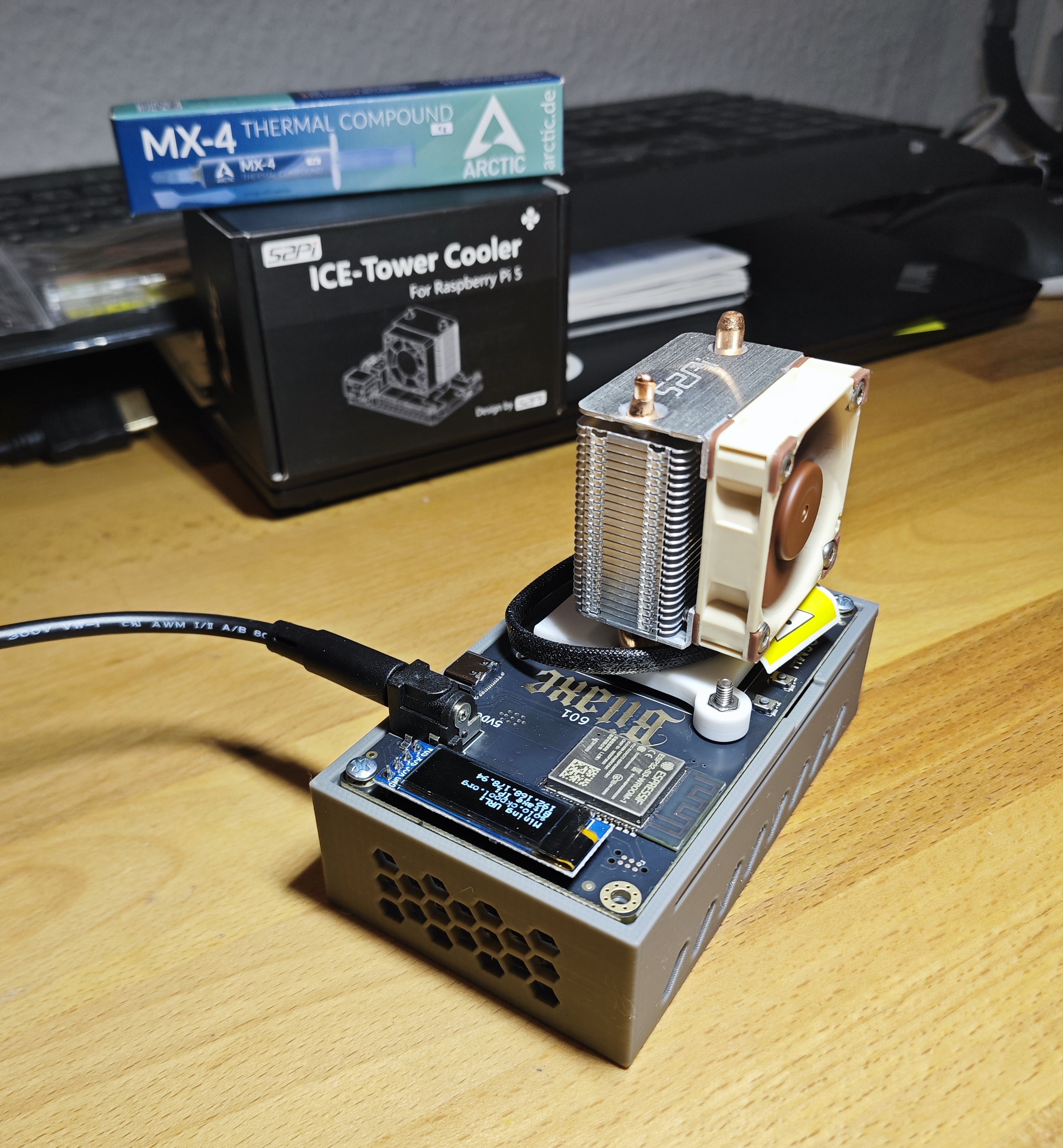 Adapterplatte IceTower 52pi für Bitaxe Gamma