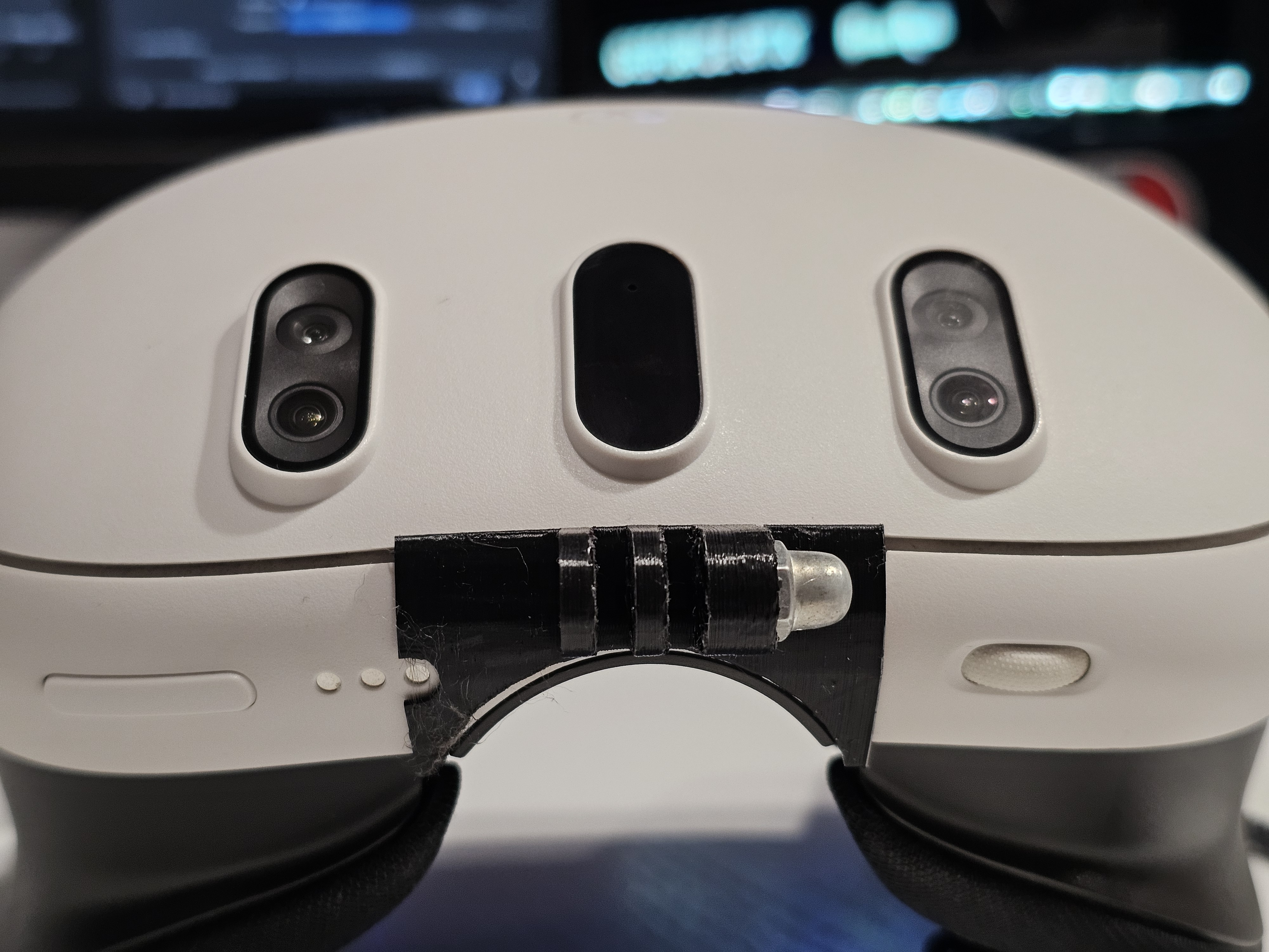 Quest 3 Facial Tracker Mount (Micro)