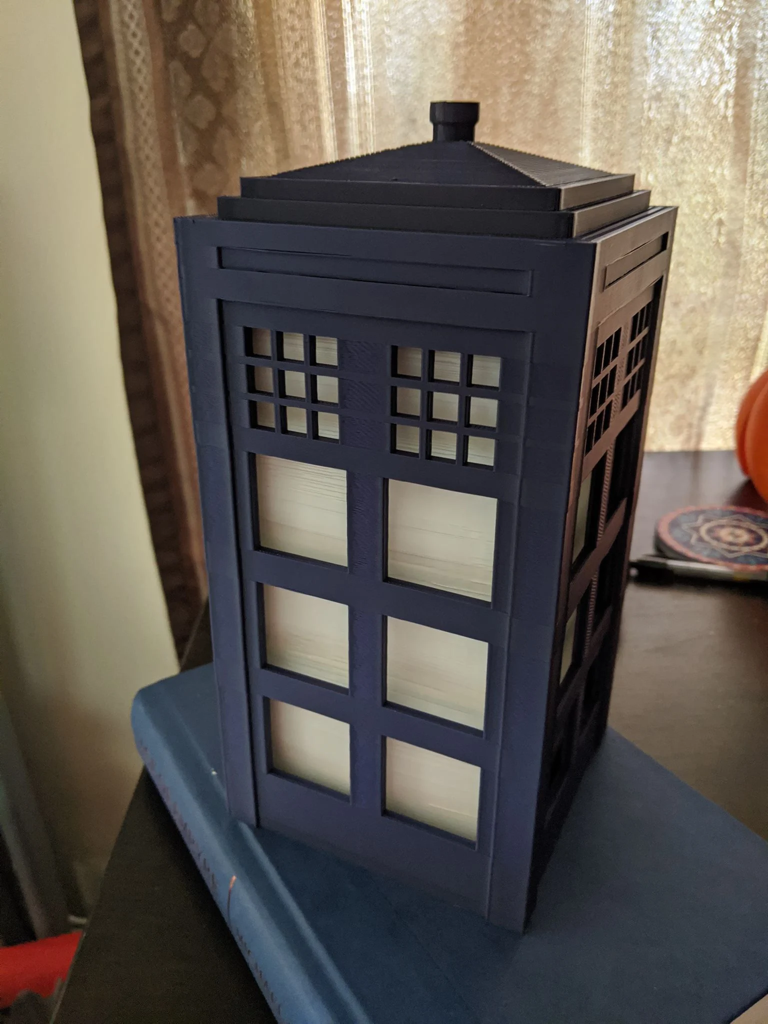 TARDIS lamp jewelry gift box necklace holder