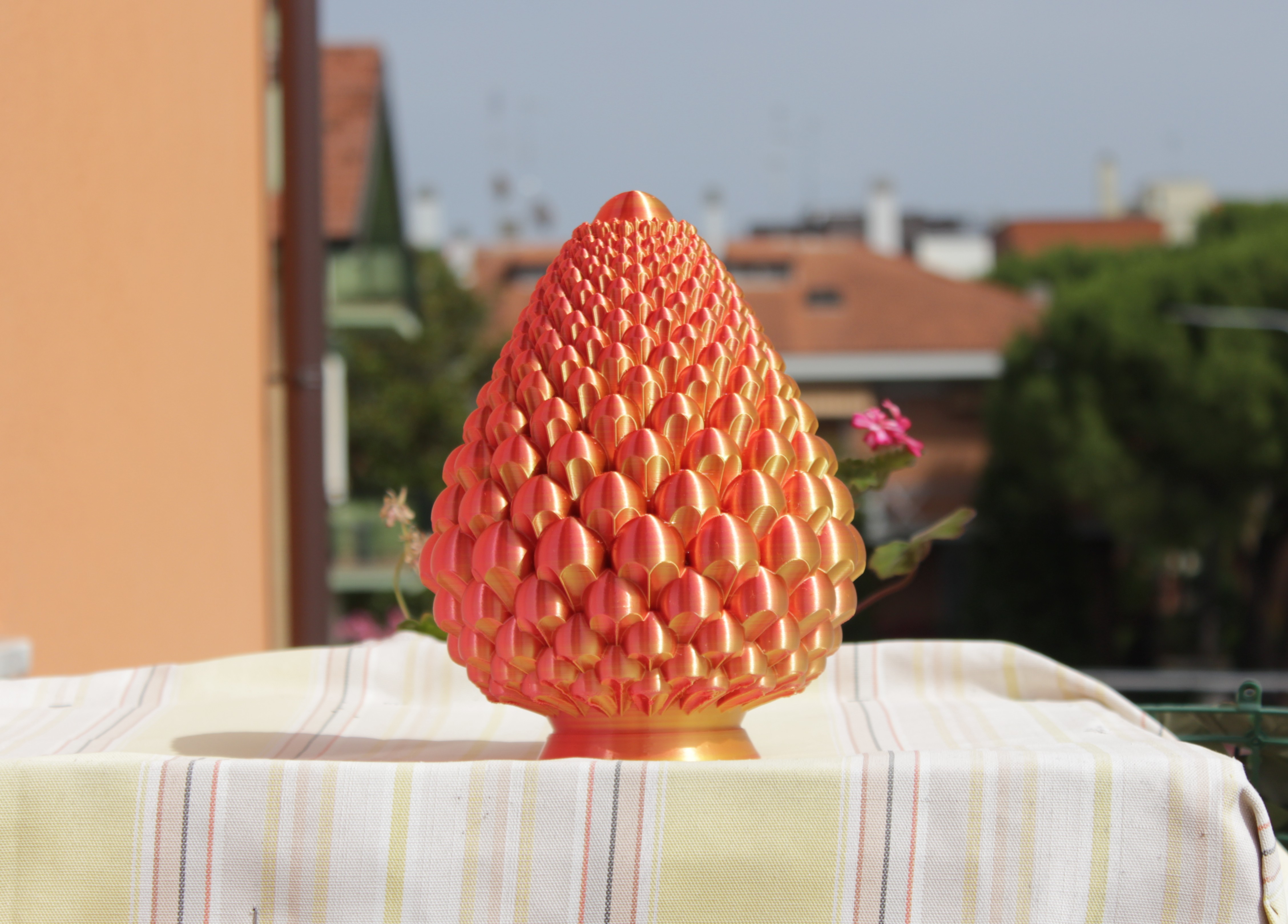 Pigna siciliana - Sicilian pine cone (Fibonacci sequence, spirale aurea, golden spiral)