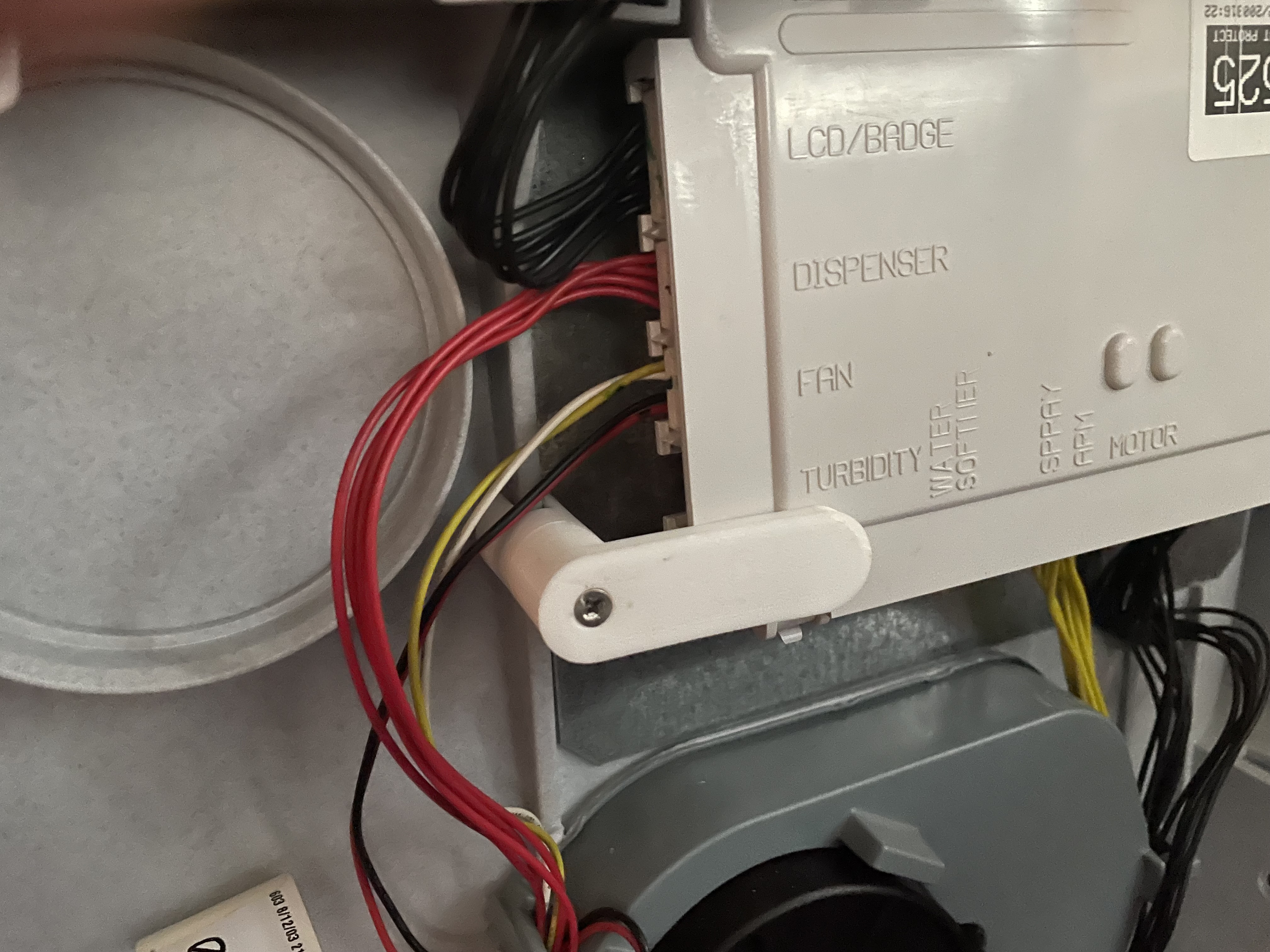 Fisher Paykel controller retainer
