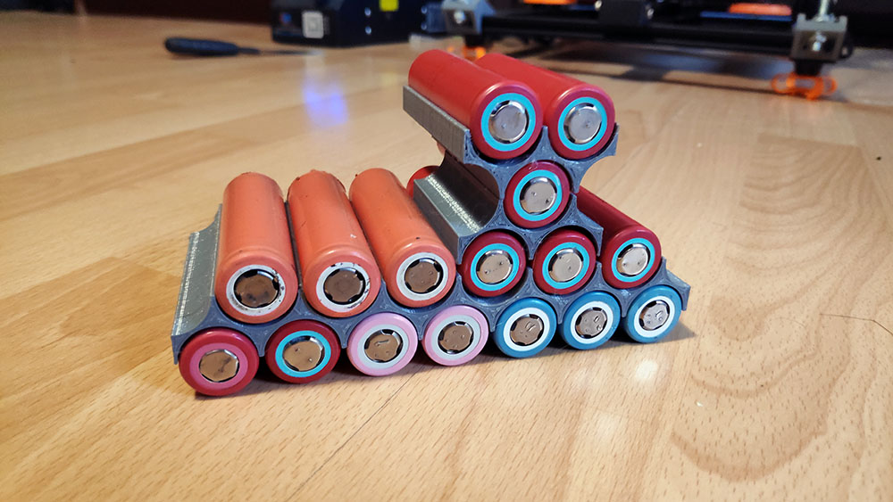 18650 Li-Ion DIY custom shape battery pack spacer